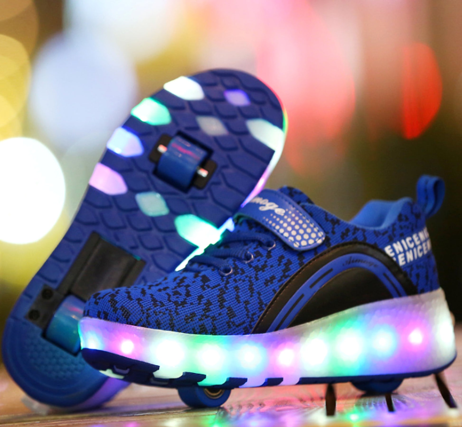 Ultra-light Luminous And Rechargeable Roller Skates - enhanced image 2