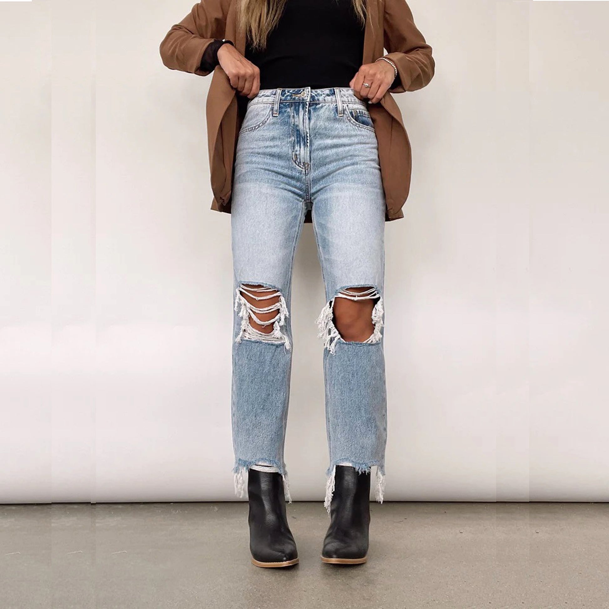 Water Washed Hole High Waist Loose Straight Trousers Women Jeans - enhanced image 2