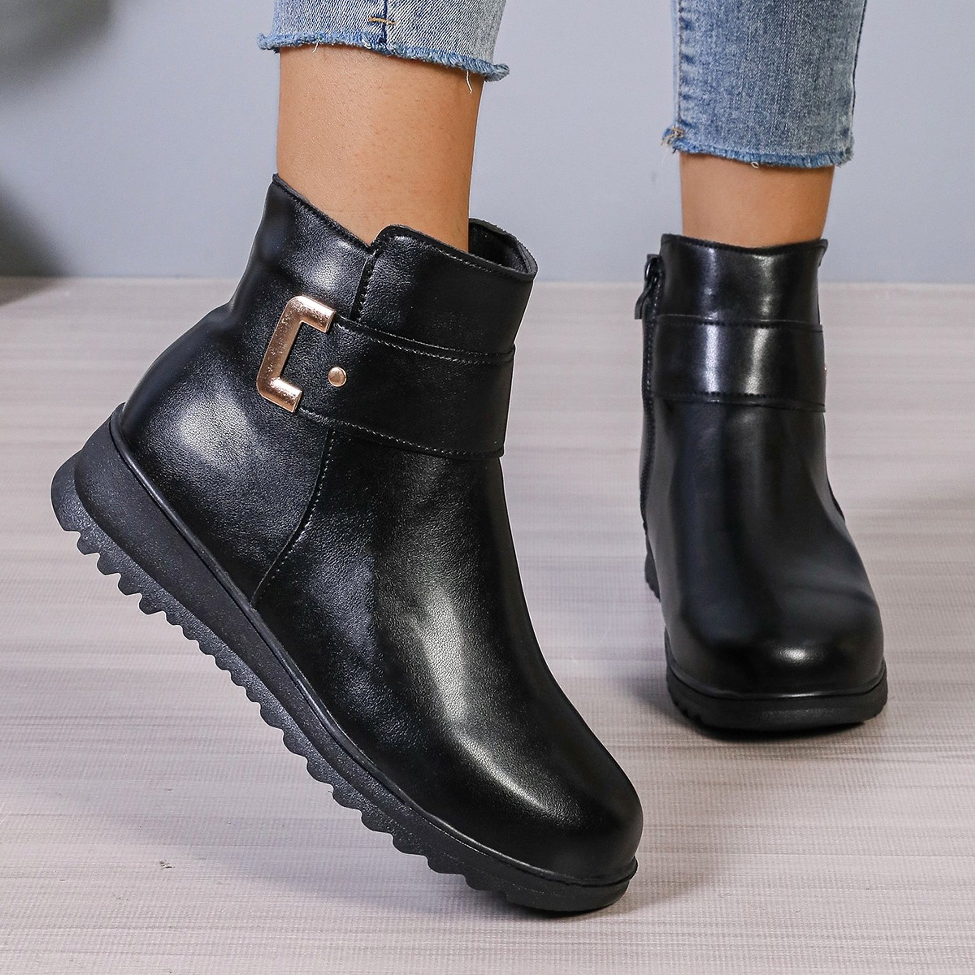 Winter Fleece Boots With Side Zipper Design Fashion Simple Non-slip Ankle Boots For Women Warm Pu Leather Shoes - enhanced image 2
