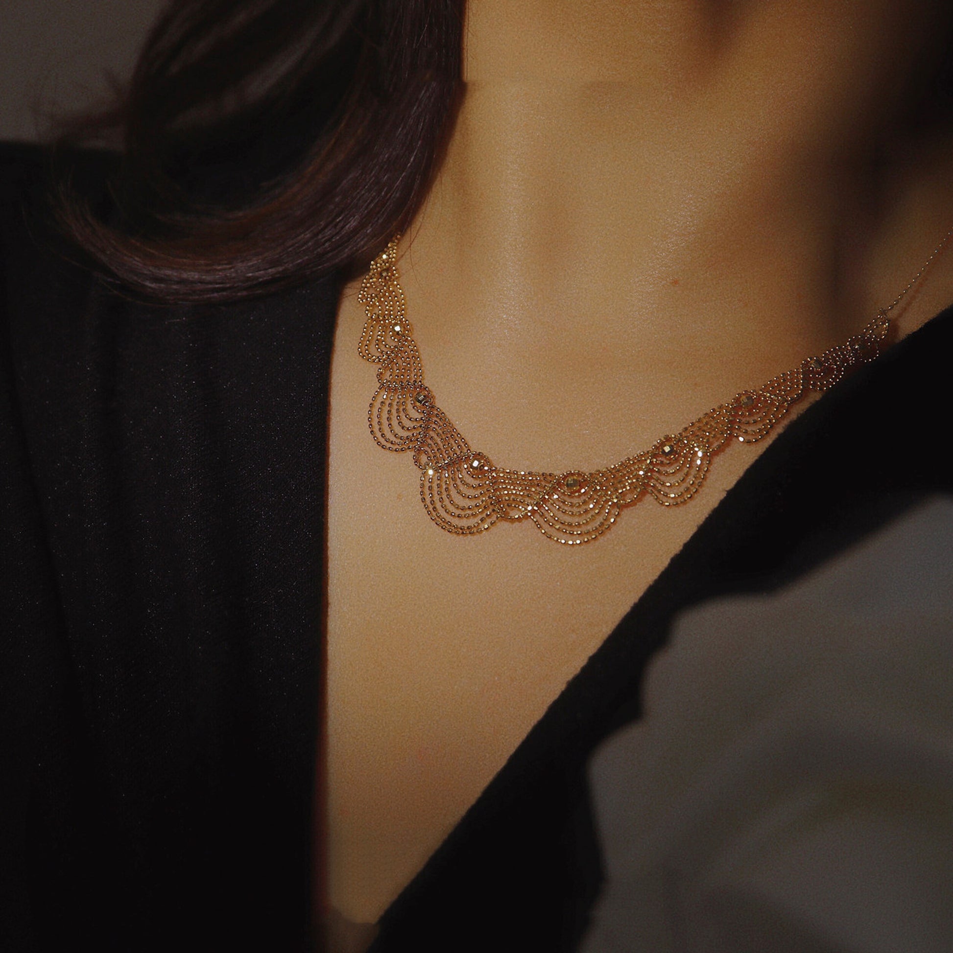 Women's Fashion 18k Gold Lace Necklace - enhanced image 2