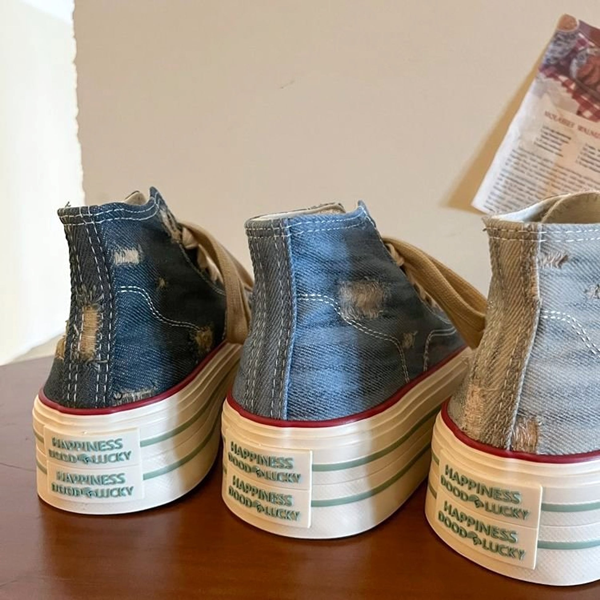 Women's Synthetic Leather Lace-up High-top Rubber Casual Shoes - enhanced image 2