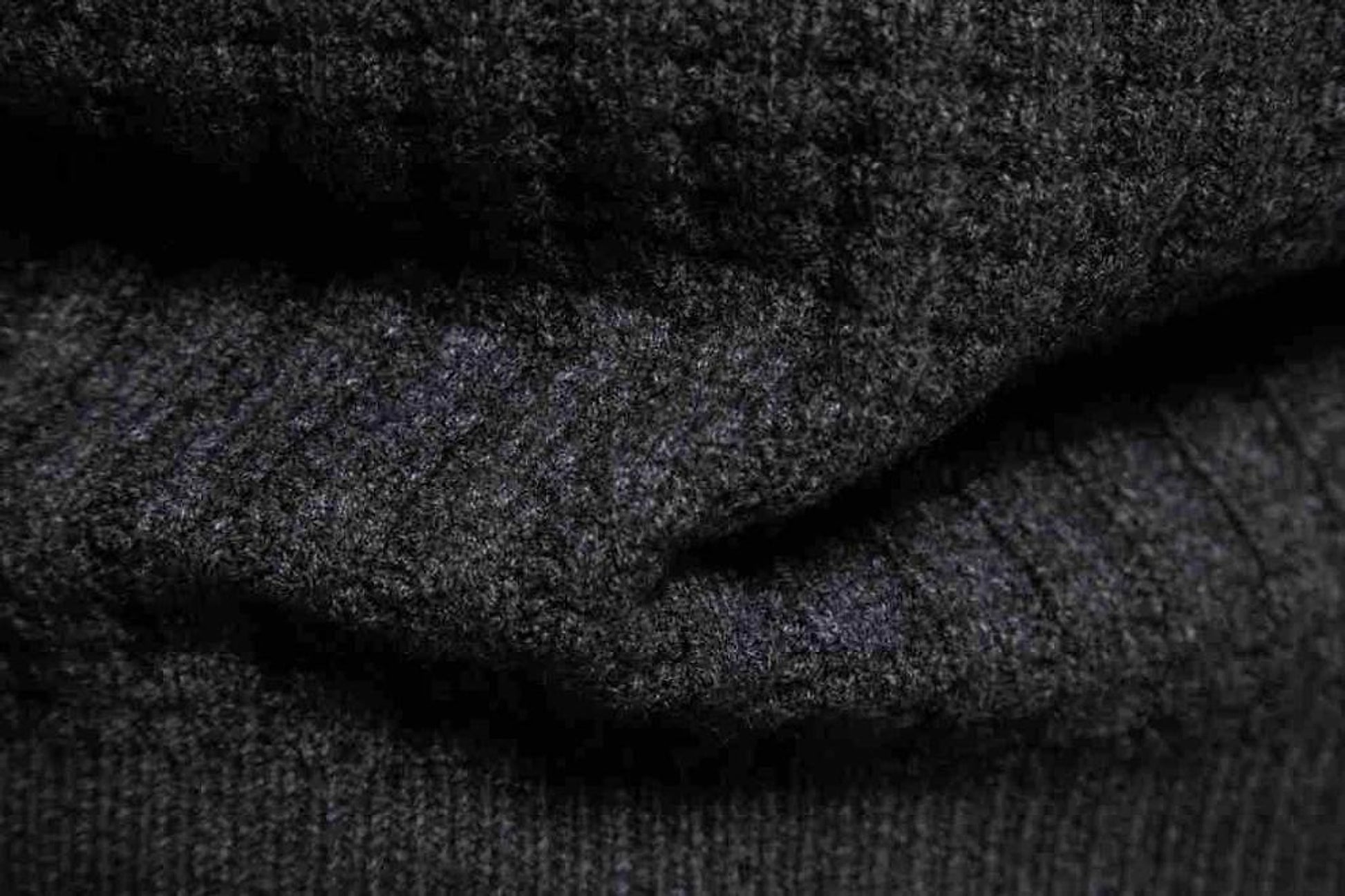 A.1. Autumn Men's Knitwear Solid Color Round Neck Fashion Sweater - enhanced image 3