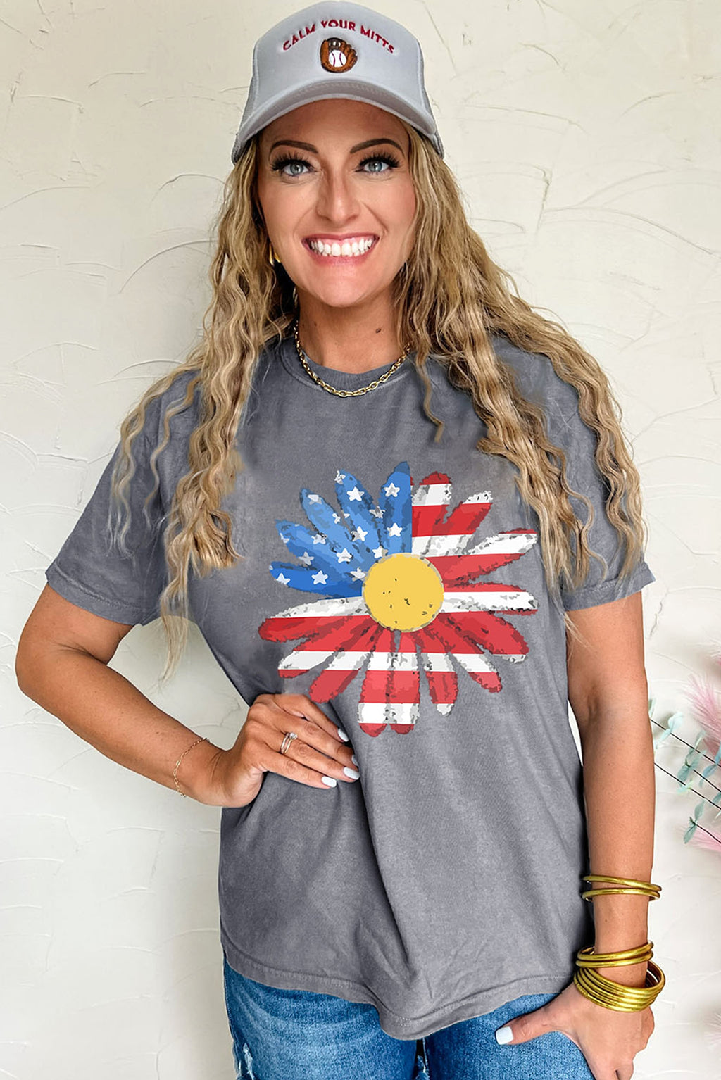 Gray Flag Pattern Sunflower Graphic Crew Neck Tee - enhanced image 3