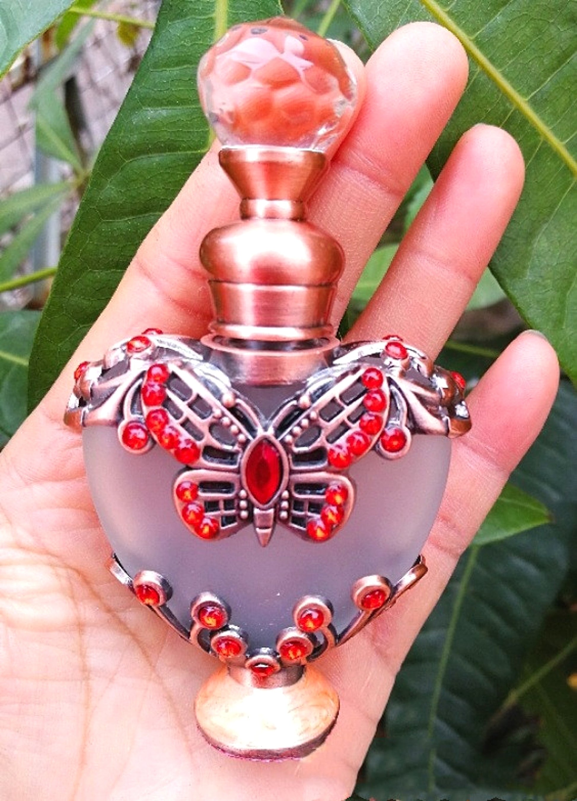 Heart-shaped Middle East Perfume Bottle with Colored Stones Single Bottle - enhanced image 3