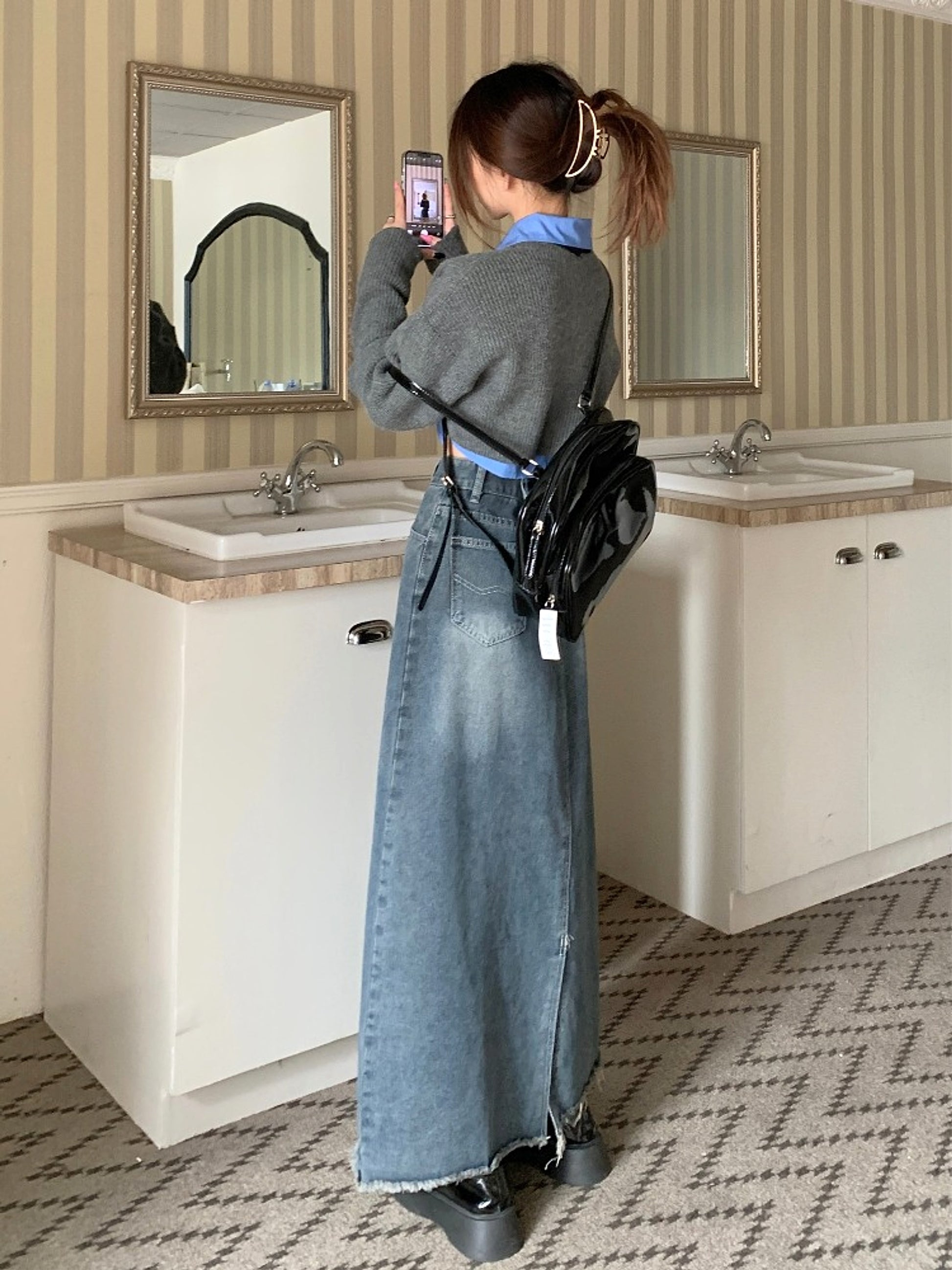 High-waisted Skinny Denim Skirt Girl - enhanced image 3