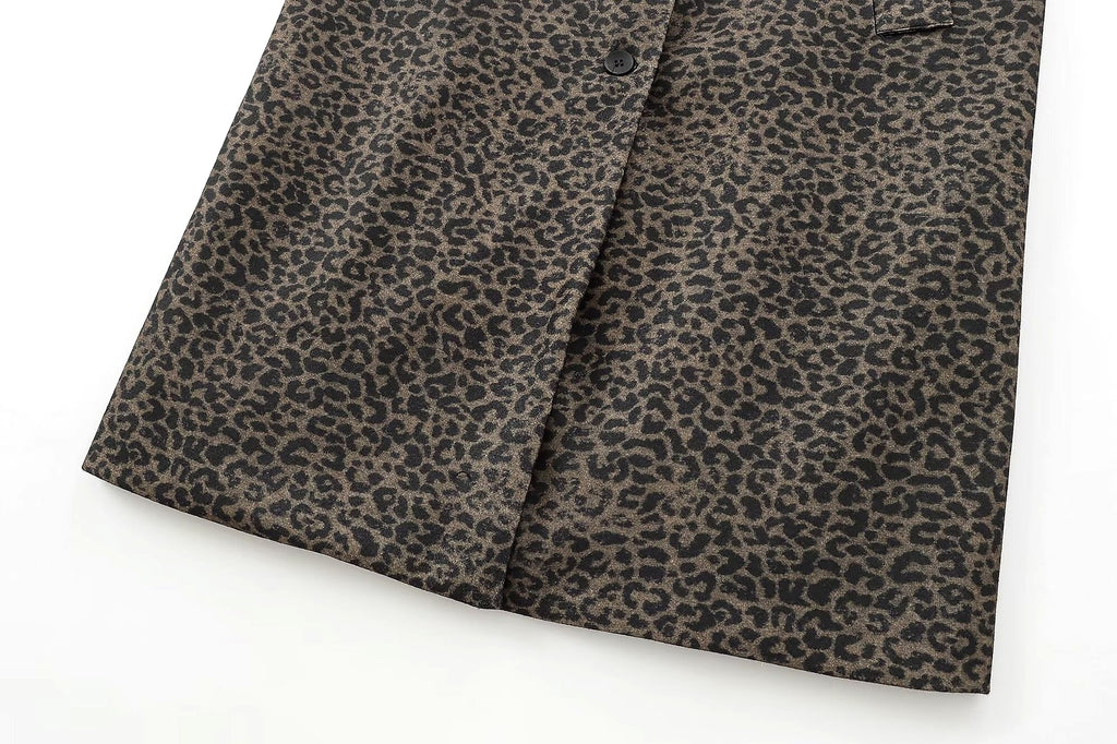 Leopard Statement Coat – Haute Edition 25 - enhanced image 3