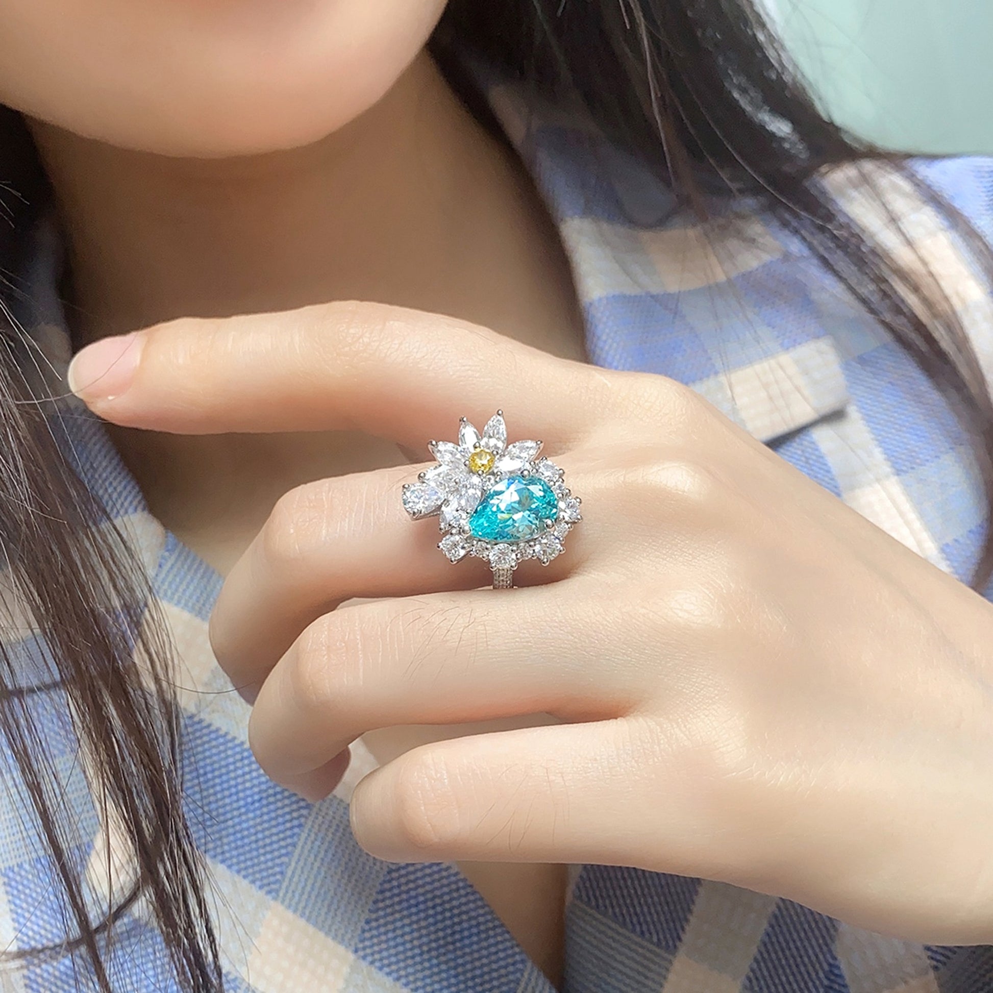 LuxeJewels™ – Cultivate Paraiba Diamond Ring - enhanced image 3