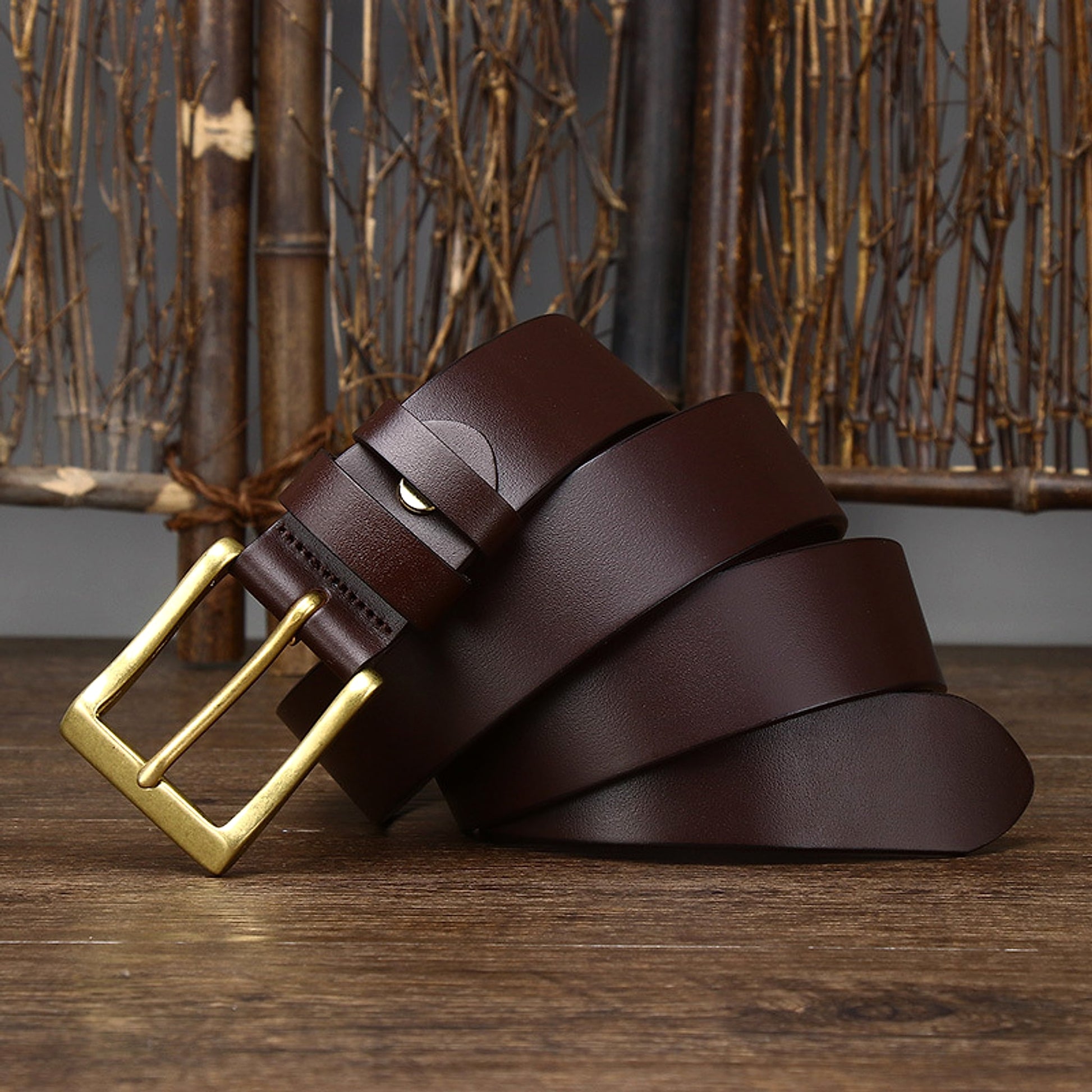 Men's Leather Pin Buckle First Layer Cowhide Simple Glossy Casual Pants Belt - enhanced image 3