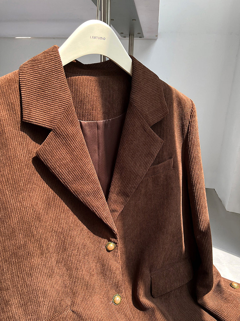 Retro Heavy Industry Metal Buckle Corduroy Suit Jacket - enhanced image 3