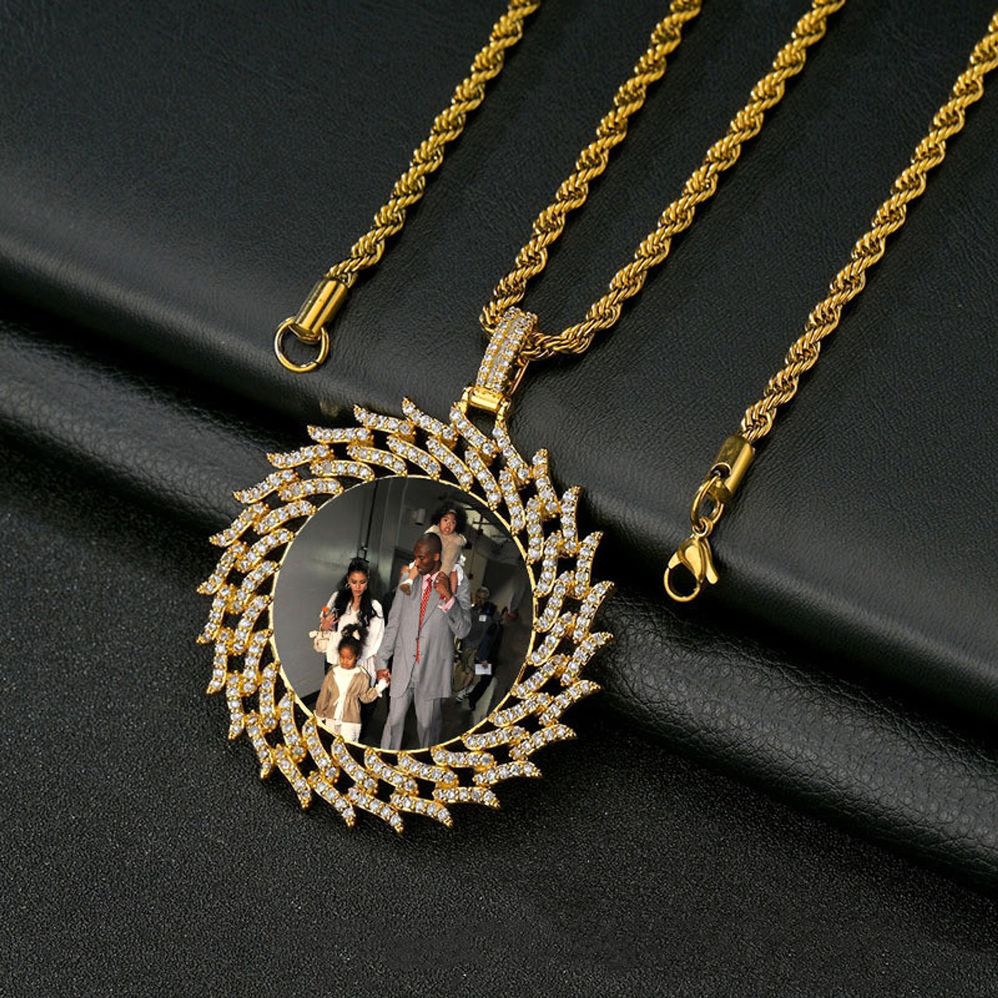 Personalized Round Diamond Sunflower Necklace – Custom Photo & Engraved Pendant - enhanced image 3