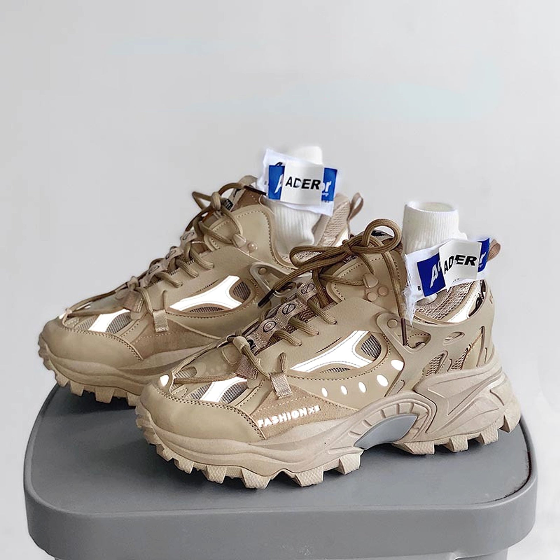 Round Head Net Top Daddy Shoes Thick Soled Casual Shoe Man - enhanced image 3