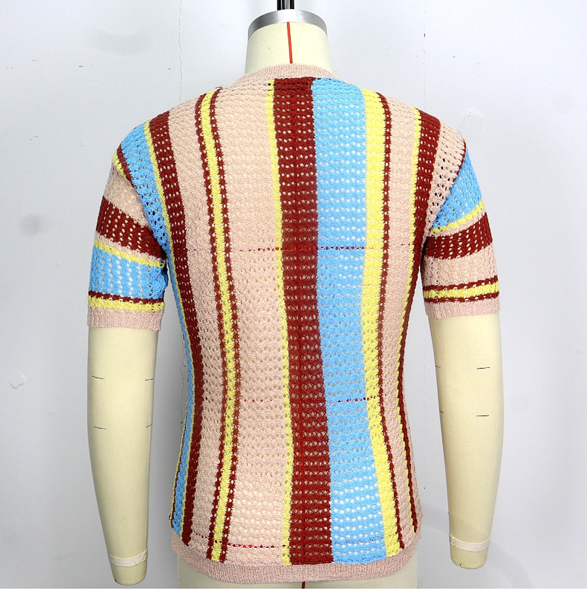 Round Neck Short Sleeve Thin Knitted T-shirt Men - enhanced image 3