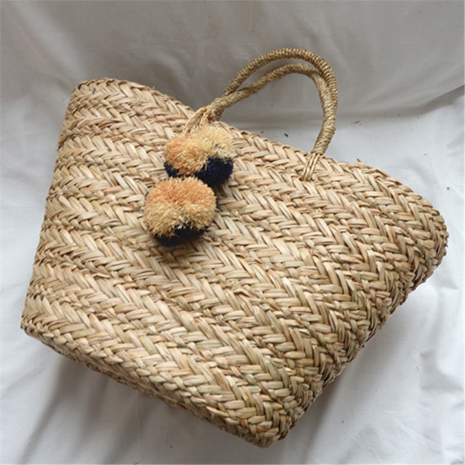 SolunaWeave™ – Raffia Pom Beach Bag - enhanced image 3