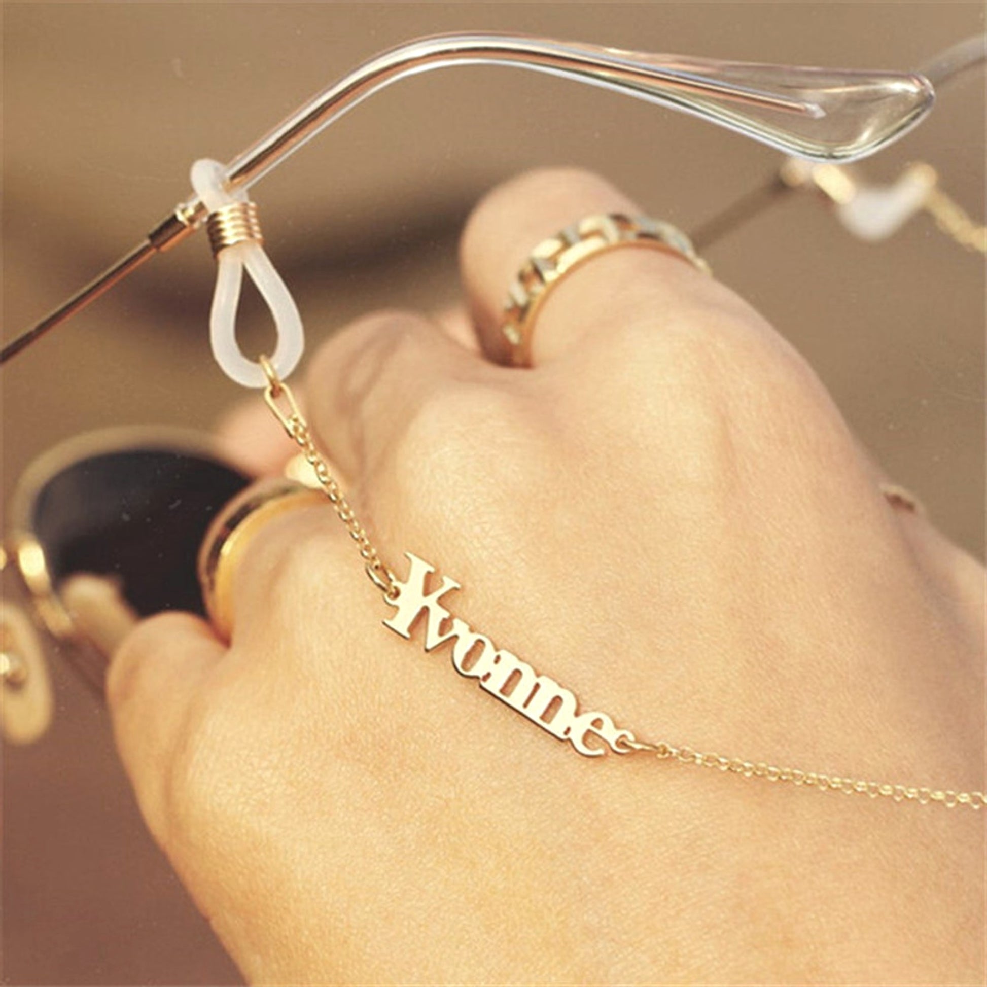 Personalized Stainless Steel Name Glasses Chain – Stylish & Functional Eyewear Accessory - enhanced image 3