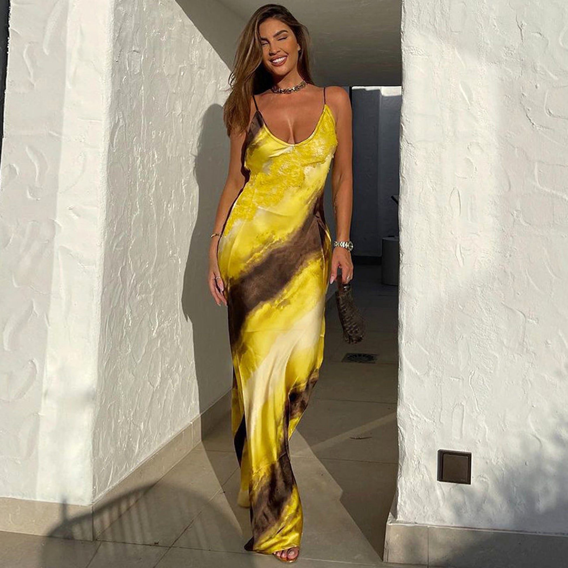 Women's Fashion Printed V-neck Backless Slit Sling Dress - enhanced image 3