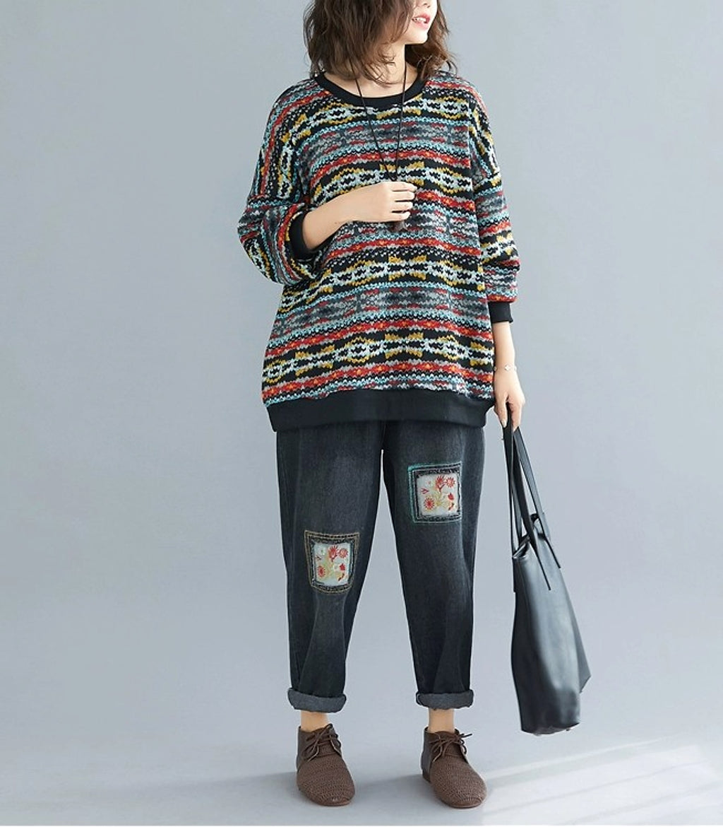 Women's Loose Plush Artistic Warm Striped Round Neck Pullover Knitted Sweater - enhanced image 3