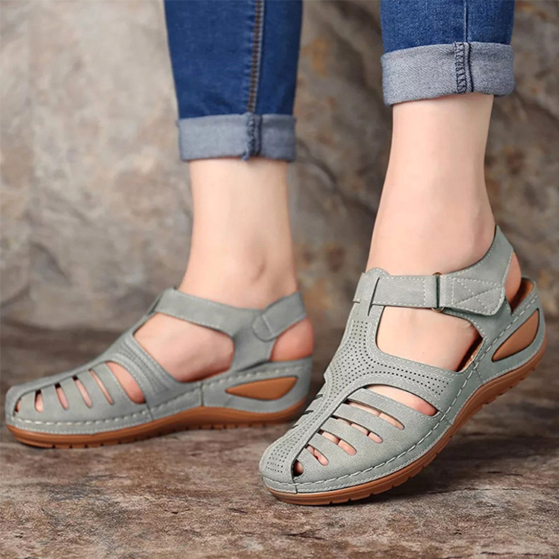 Women's Plus Size Retro Sandals Round Toe Wedge Sandals - enhanced image 3