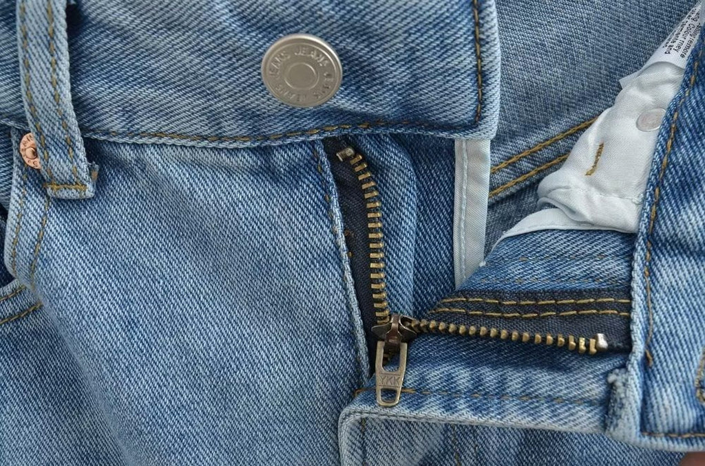 A1. Front Slit Hem Lock Street Denim Skirt - enhanced image 4