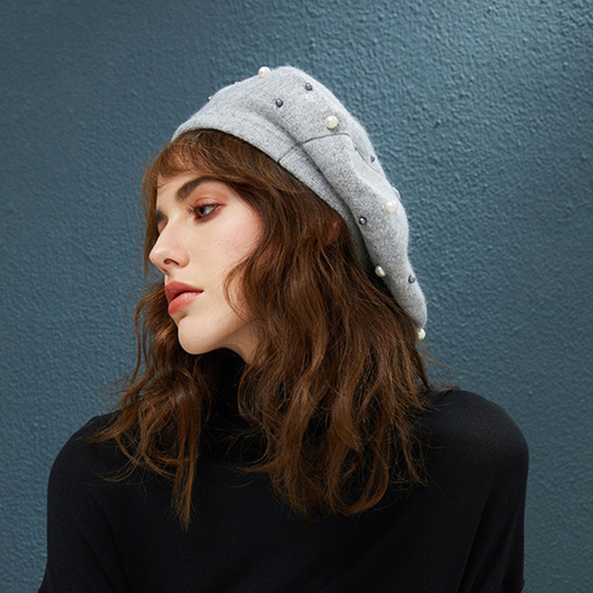 Autumn and winter all-match pearl beret adult hat - enhanced image 4