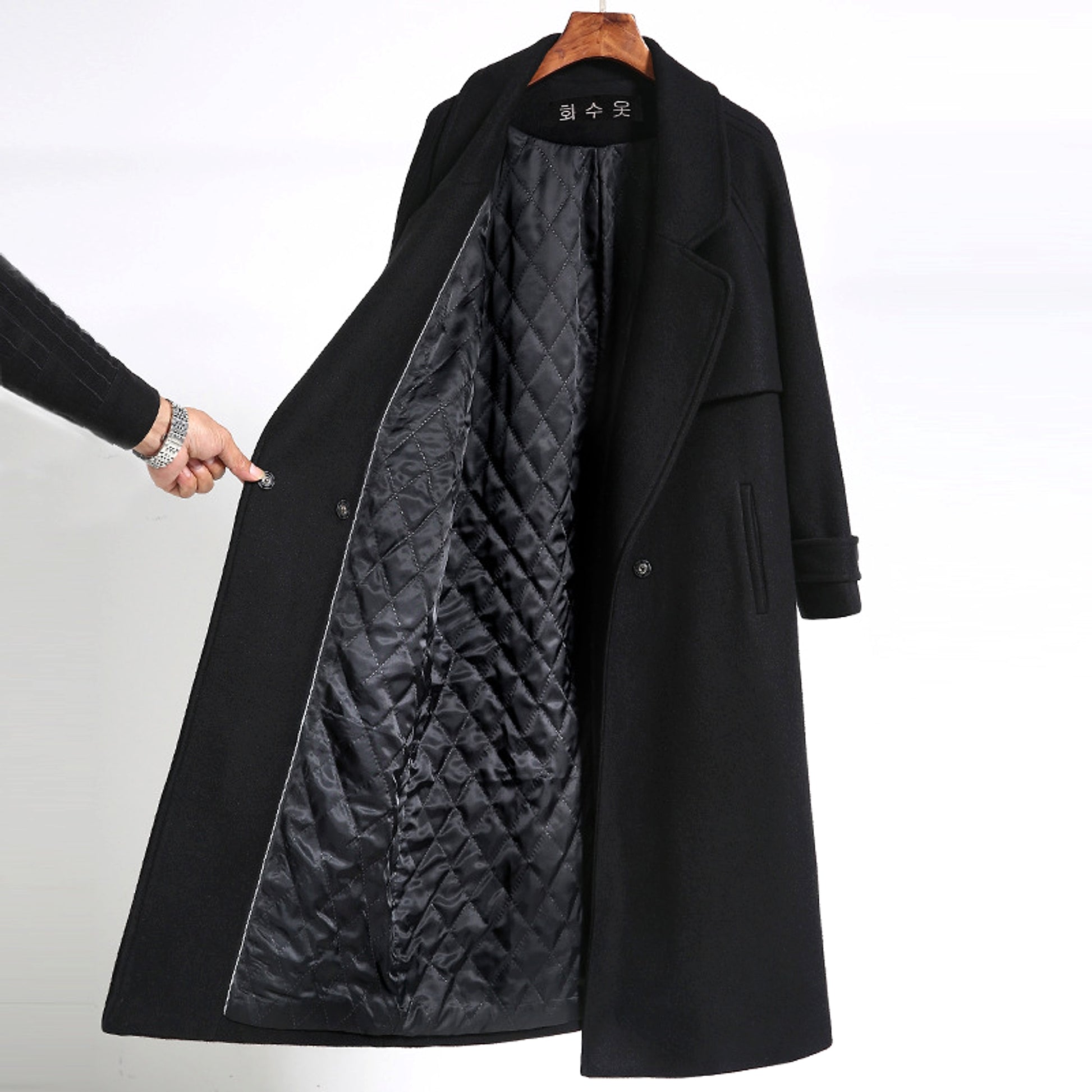 Black Silhouette Overcoat – Haute Edition 25 - enhanced image 4