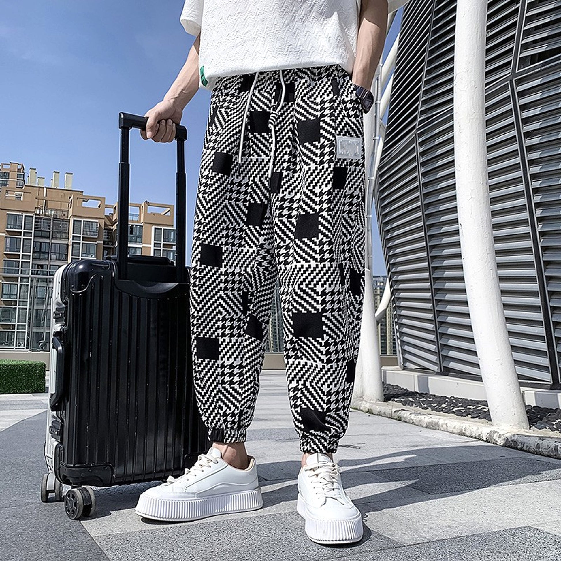 Casual Trendy Loose Ins Sports Harem Pants (Jeans) - enhanced image 4