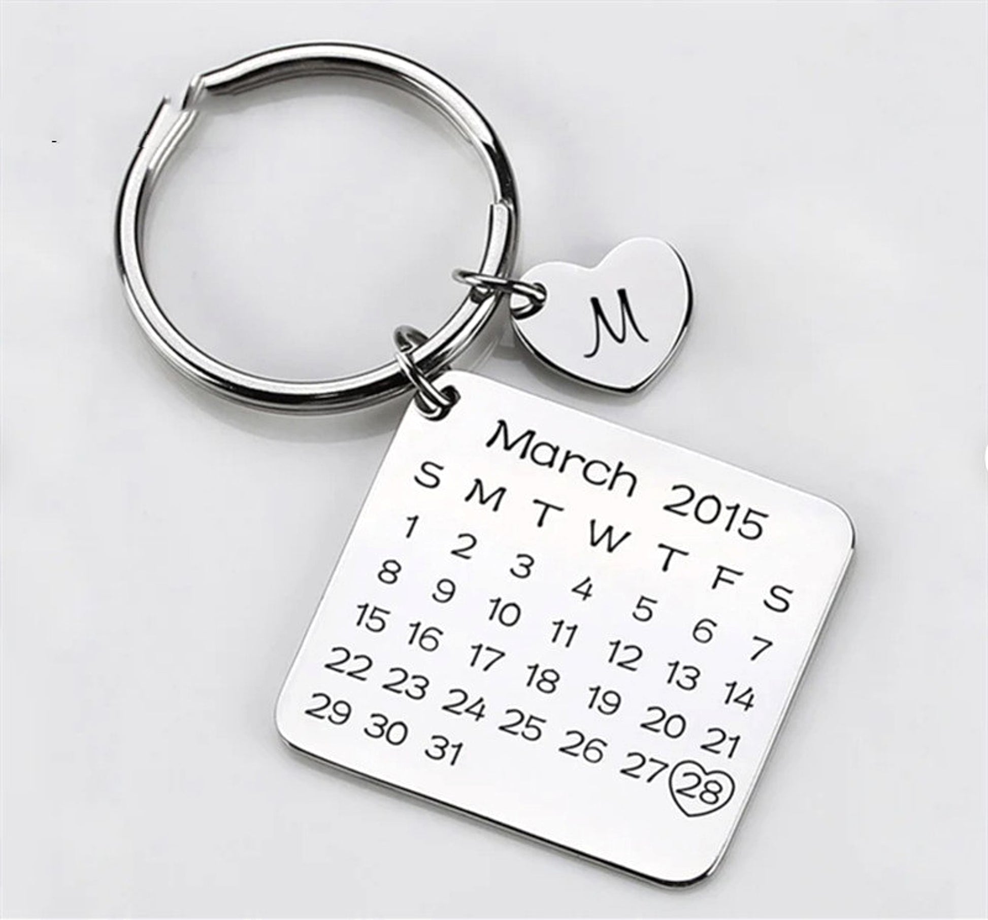 Personalized Calendar Keychain – Engraved Date Keepsake for Special Moments - enhanced image 4