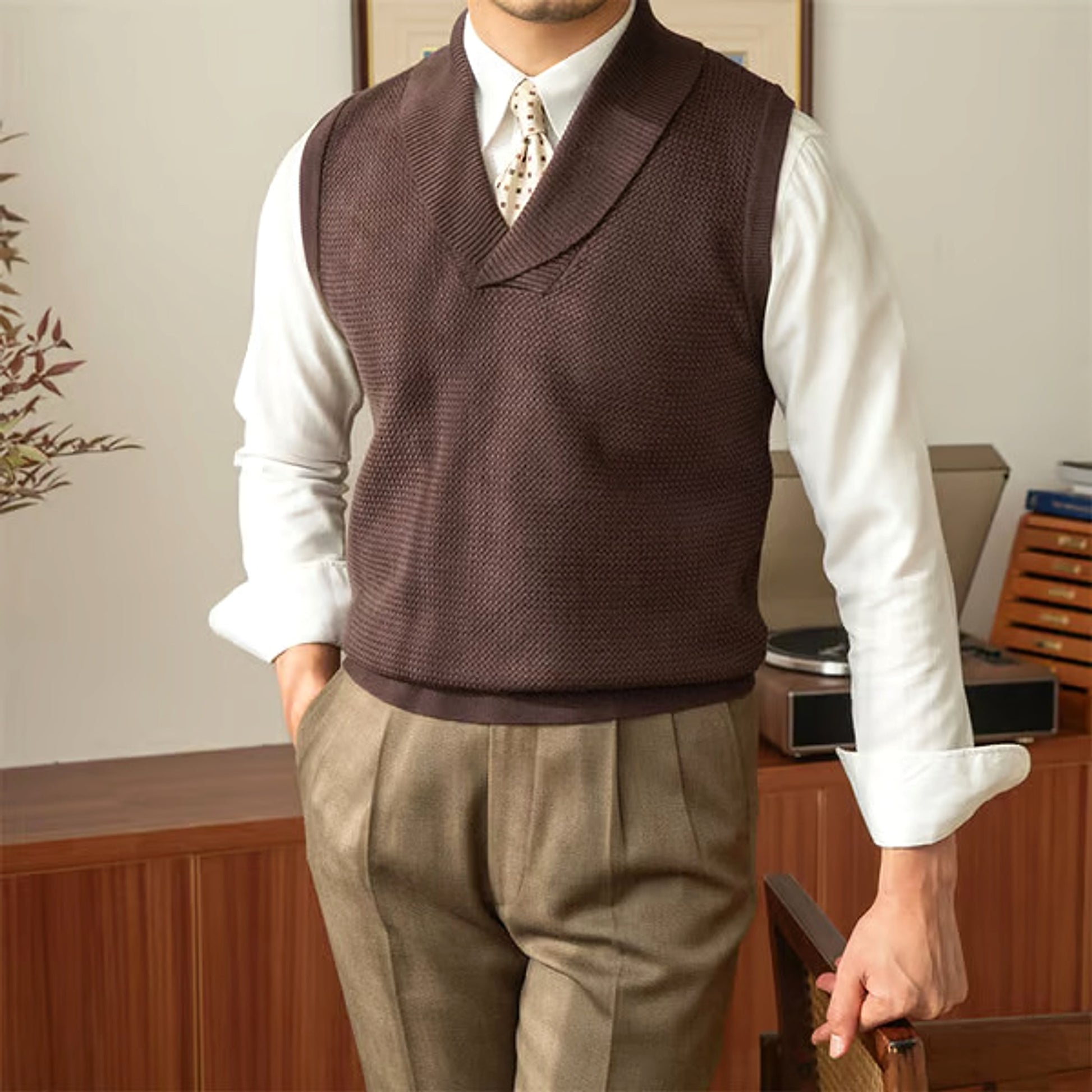 Fashionable Knitted Waistcoat Business Slim Fit Men - enhanced image 4