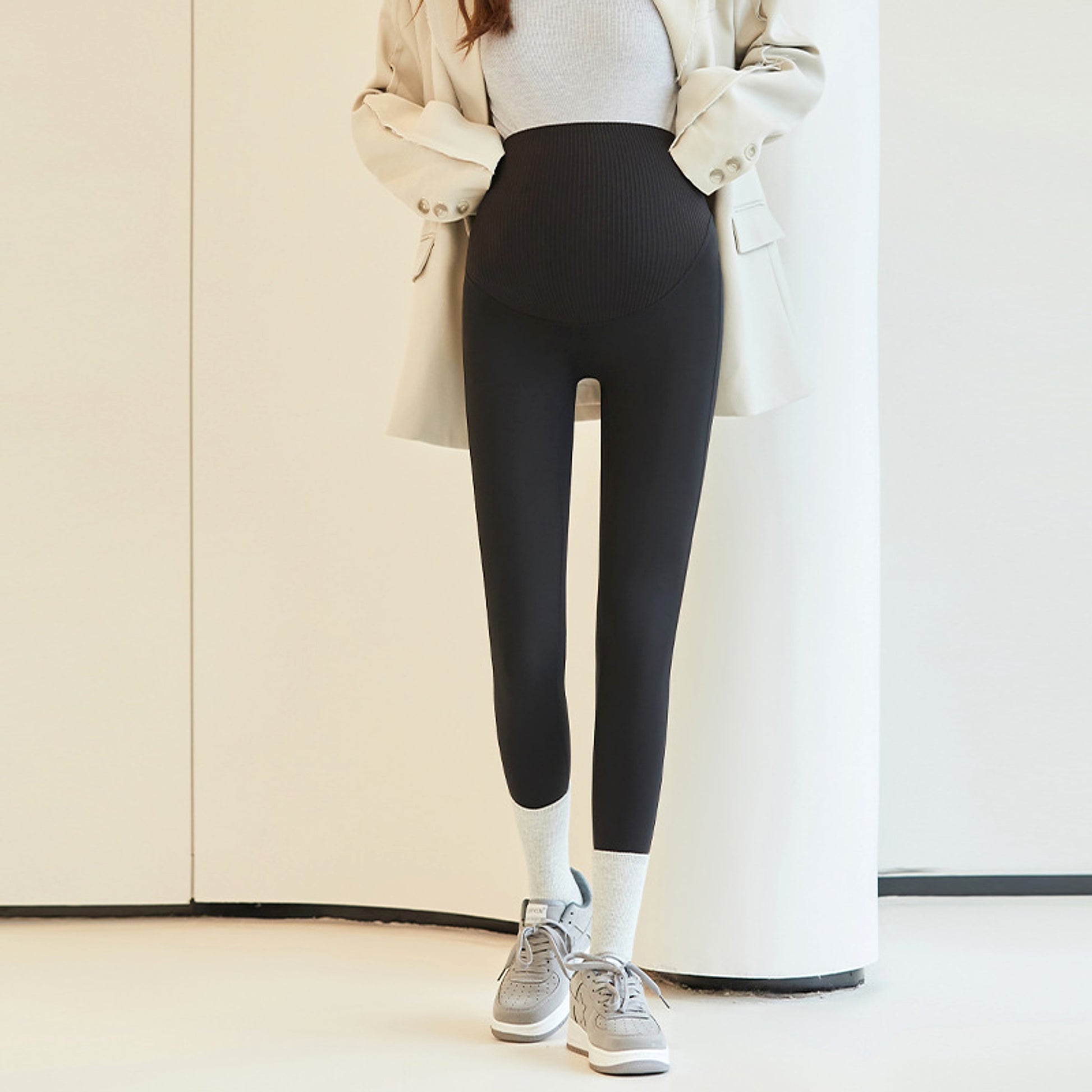 Supporting Pants - enhanced image 4
