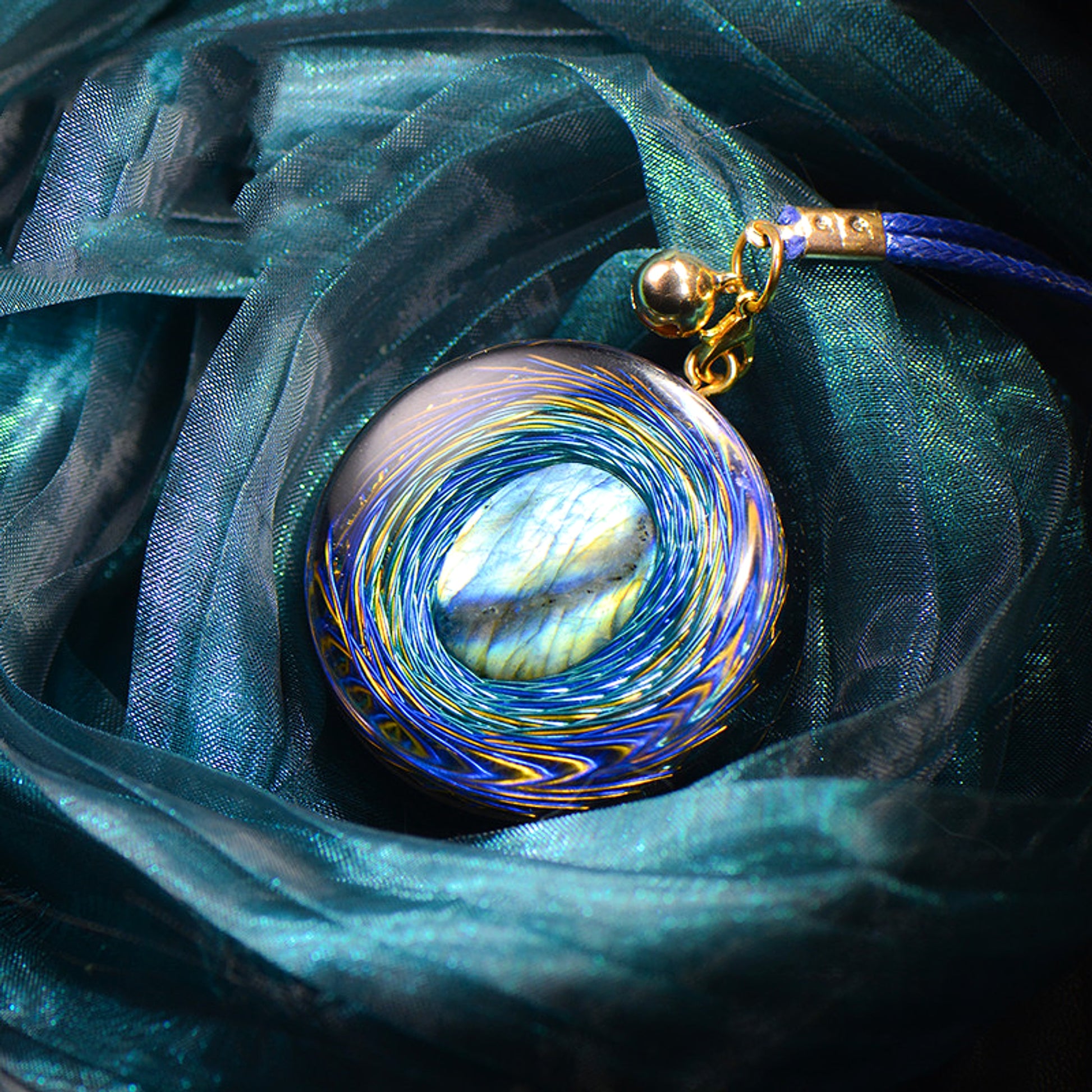 High Frequency Natural Crystal Pendant Votive Necklace - enhanced image 4