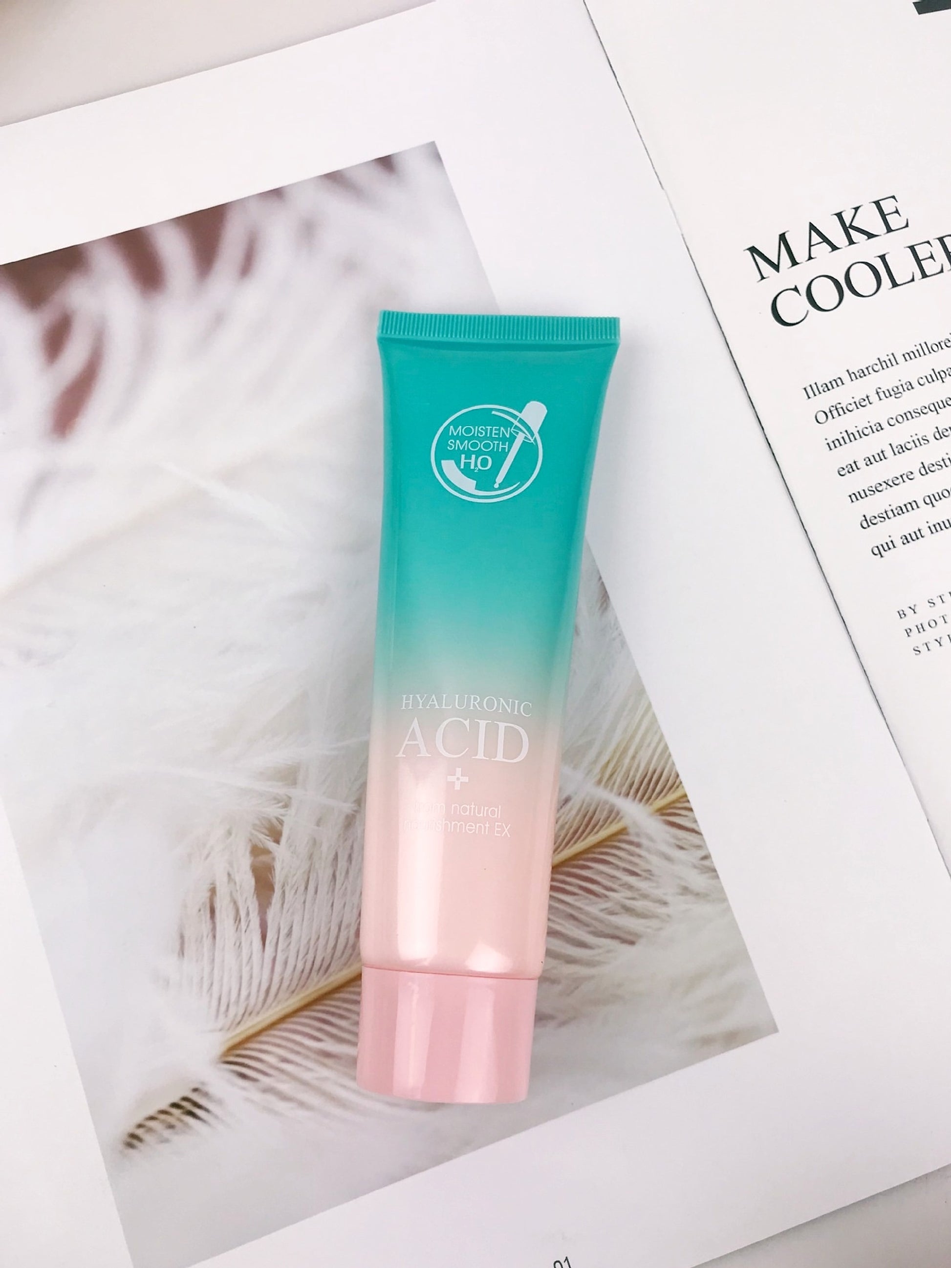 HydraGlow Skincare Set – With Hyaluronic Acid - enhanced image 4