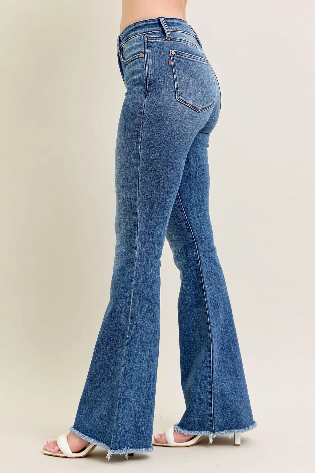 Judy Blue Full Size Mr Vintage Wash Flare Jeans W/ Destroy and Fray Hem Plus Size - enhanced image 4