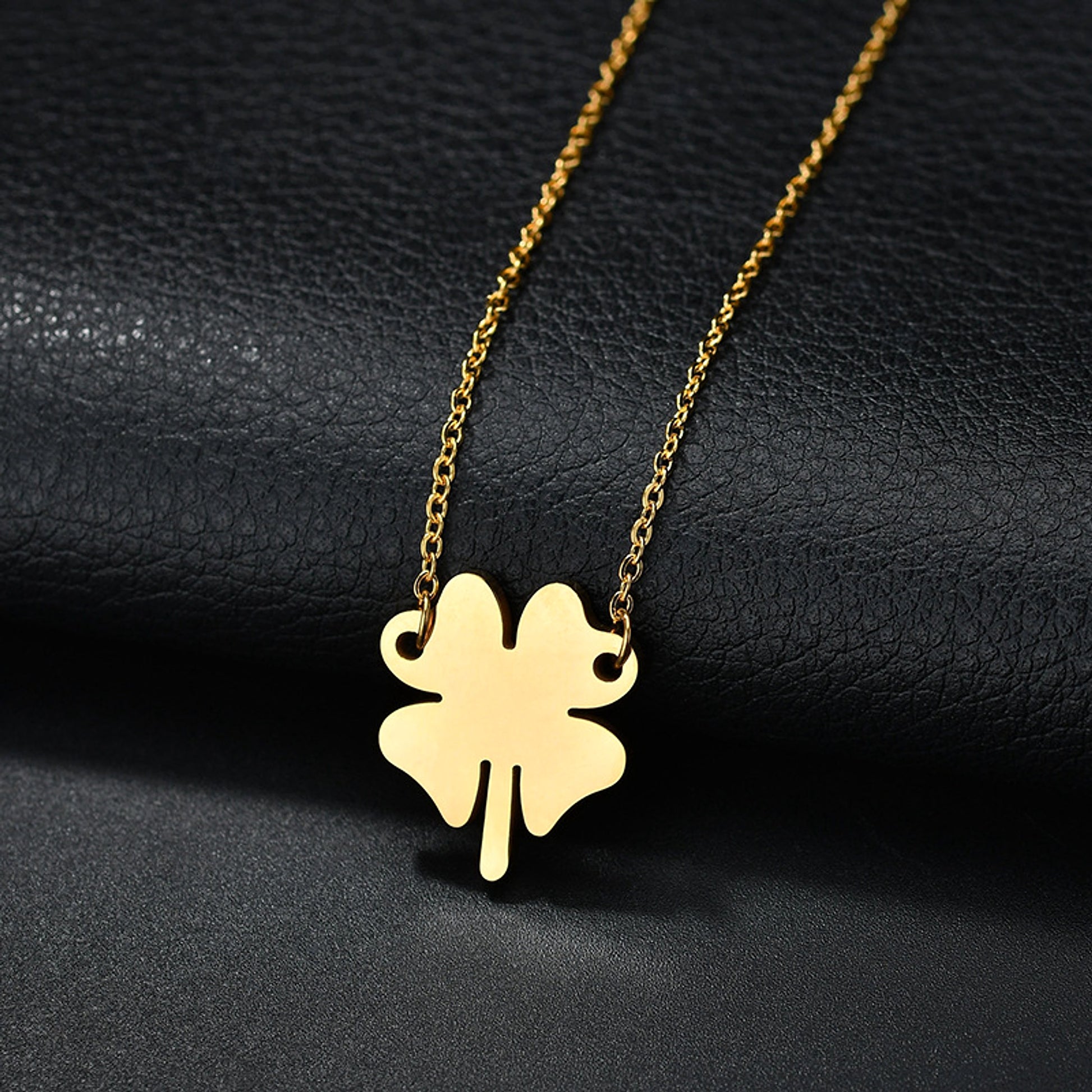 Ladies Stainless Steel Lucky Four-leaf Clover Necklace Lettering Clavicle Chain - enhanced image 4