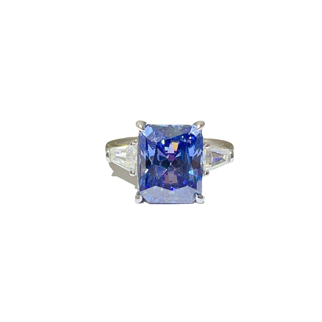 LuxeJewels™ – SapphireWhisper – Royal Blue Moissanite Ring - enhanced image 4