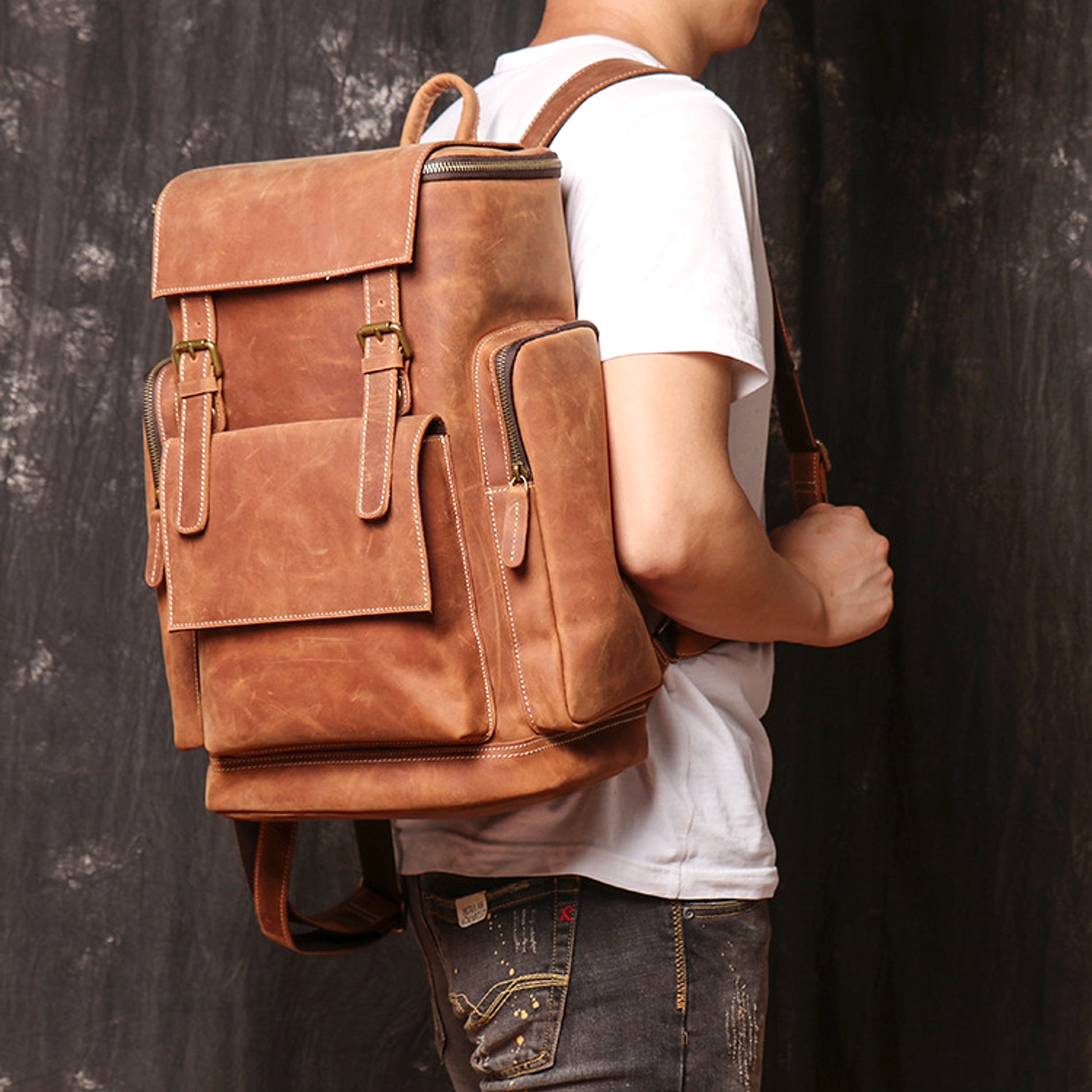 Haute Homme Edition 25 – Crazy Horse Leather CargoPack - enhanced image 4