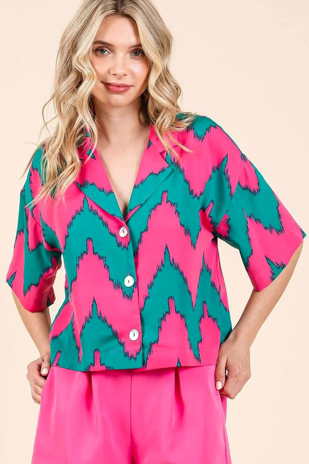 Mittoshop Chevron Print Short Sleeve Crop Shirt - enhanced image 4