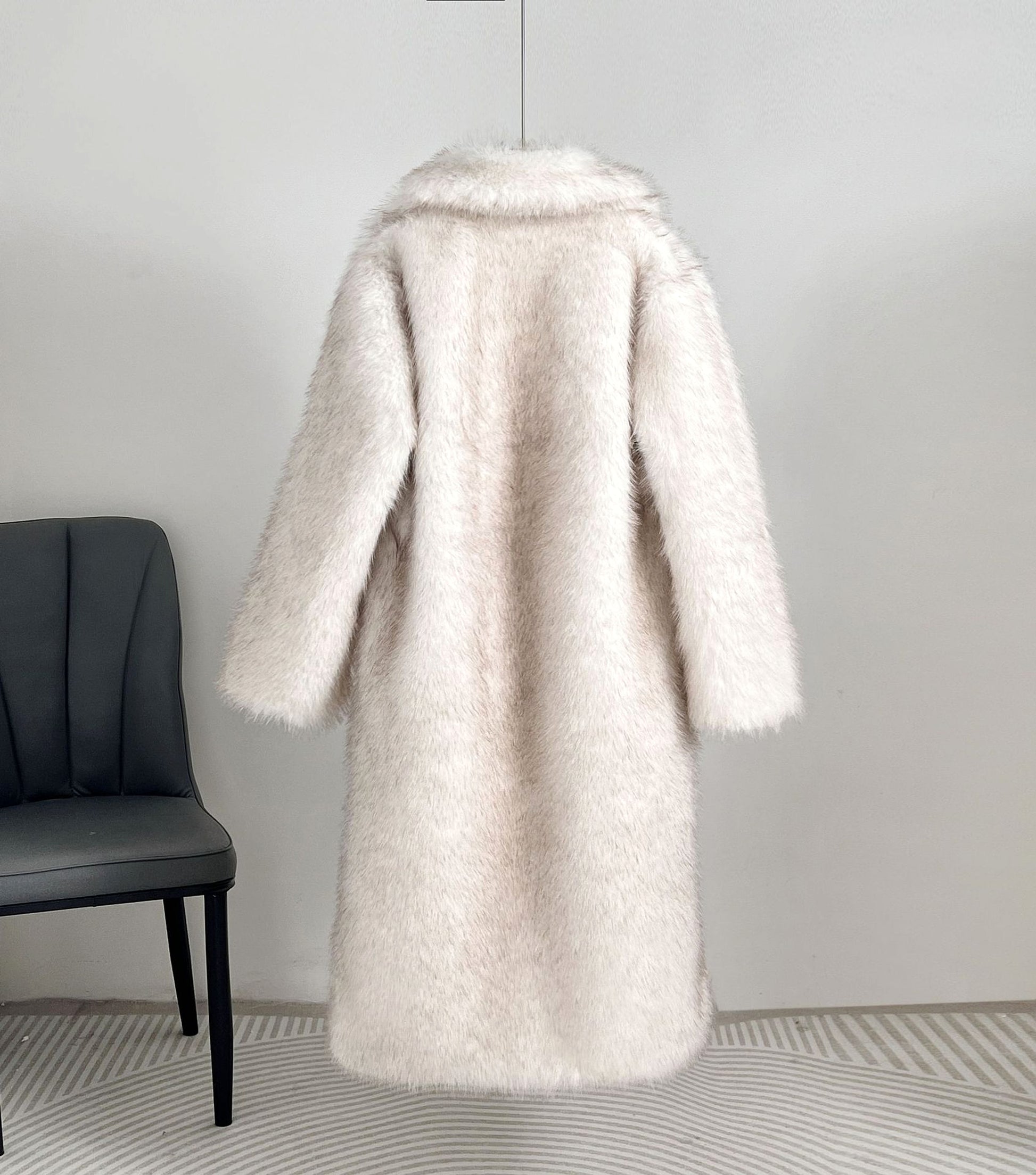 Royal Faux Fur Maxi Coat – 25 Edition - enhanced image 4