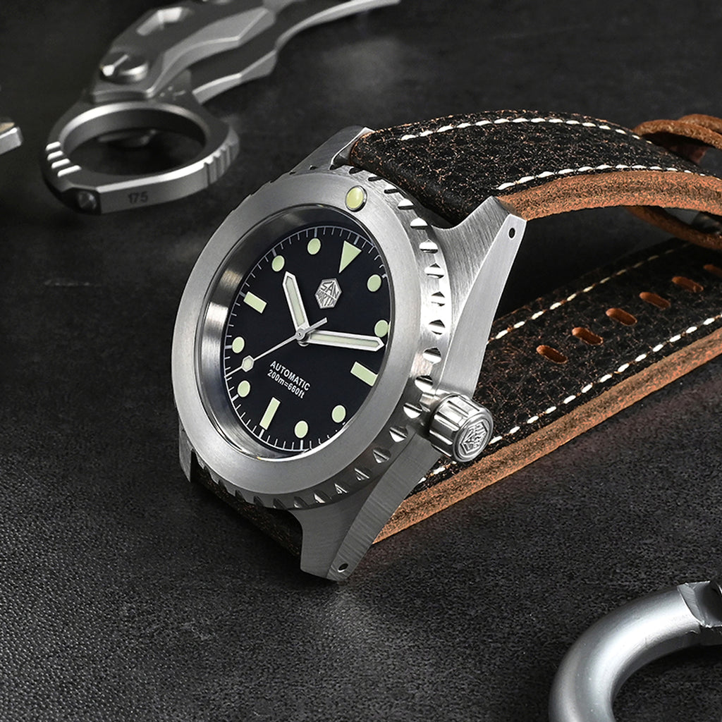 San Martin - Men's Stainless Steel Diving Automatic Mechanical Sports Watch - enhanced image 4