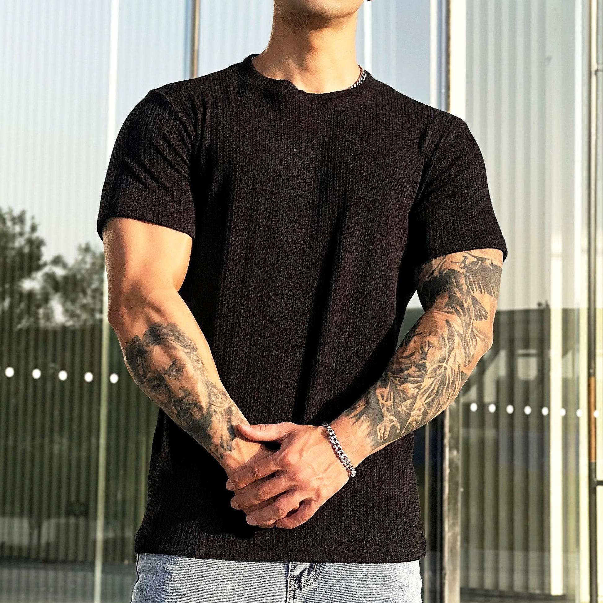 A1. Simplicity All-matching Slim Fit Breathable Stretch Sports Fitness Round Neck Short Sleeve T-Shirt - enhanced image 4