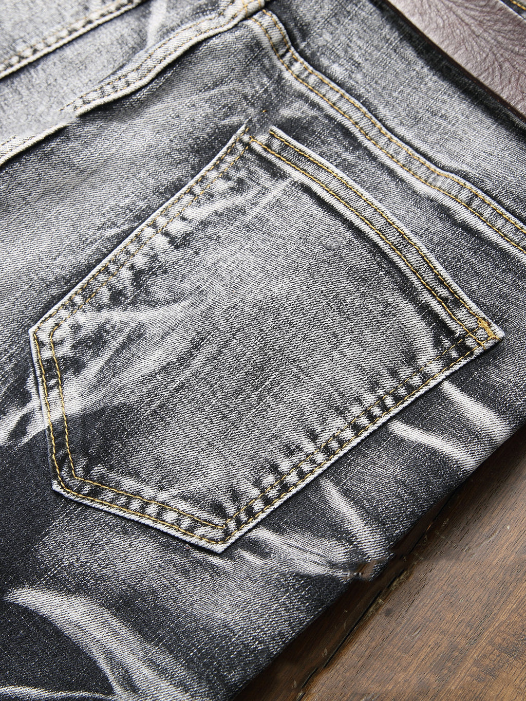 Urban Edge – Men’s Slim Fit Gray Washed Jeans - enhanced image 4
