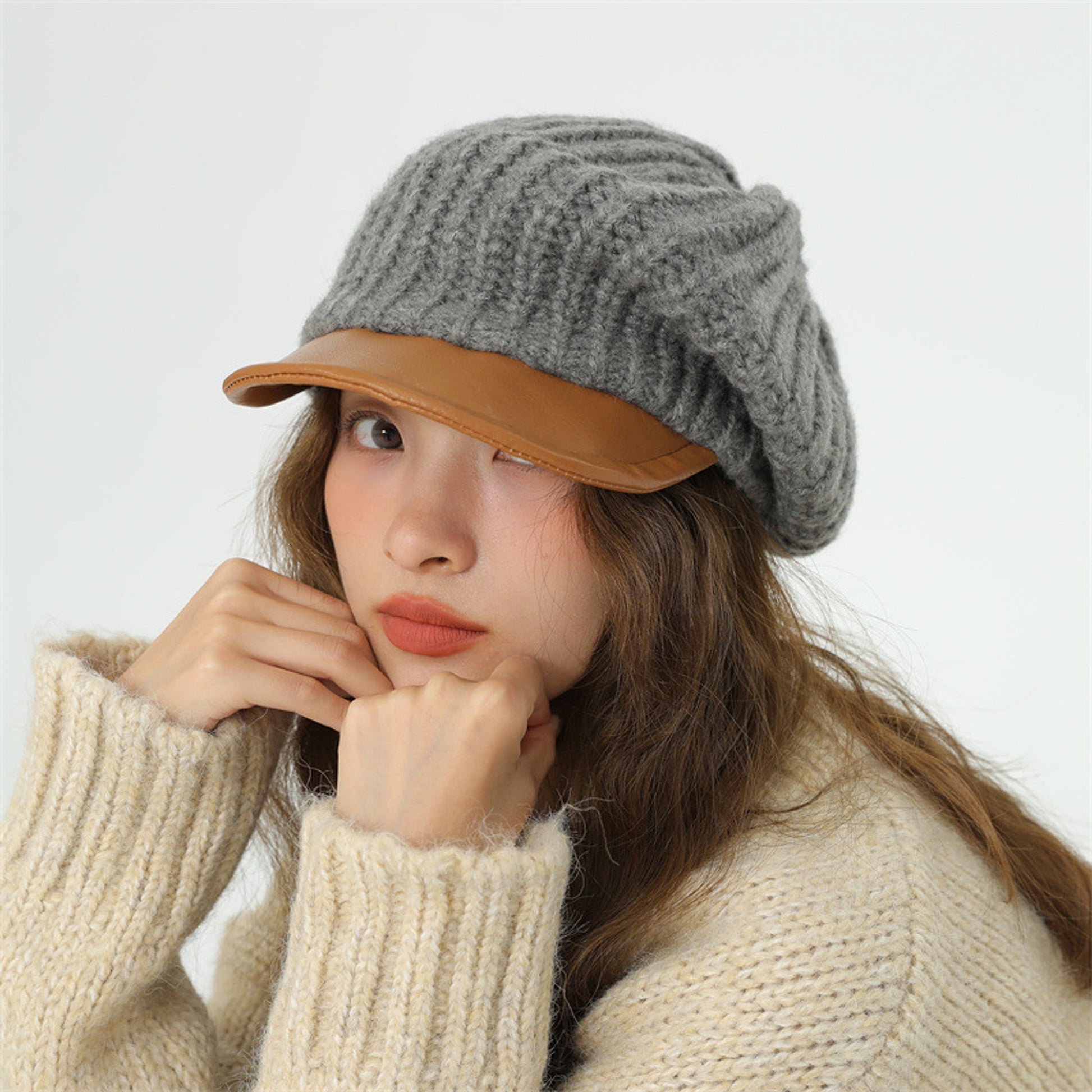 Warm And Cold Proof Hat Leather Brim Splicing - enhanced image 4
