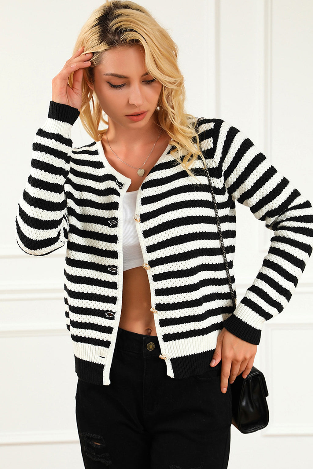 Women's Contrasting Striped Cardigan Sweater - enhanced image 4