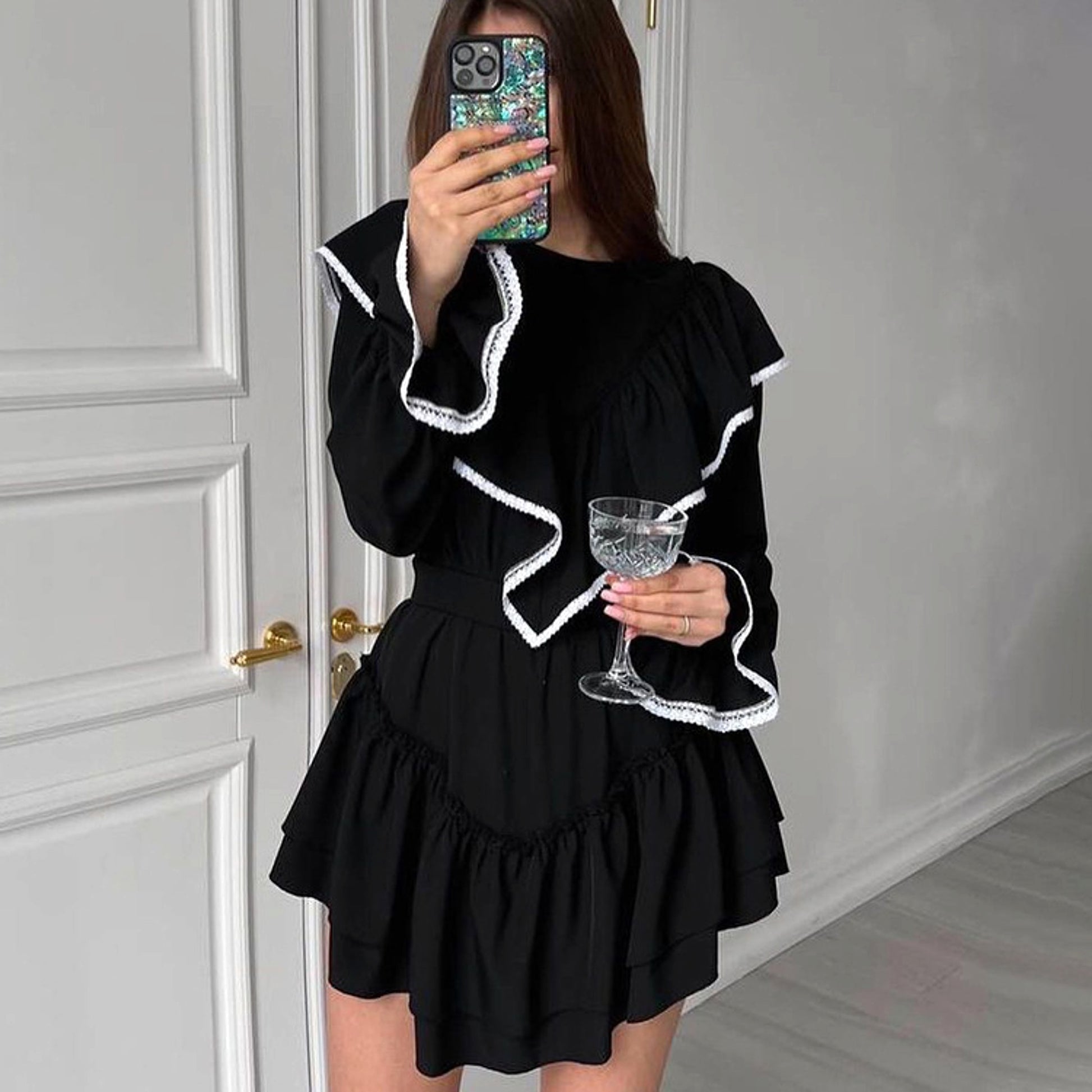 Women's Graceful And Fashionable Bell Sleeve Ruffle Dress - enhanced image 4