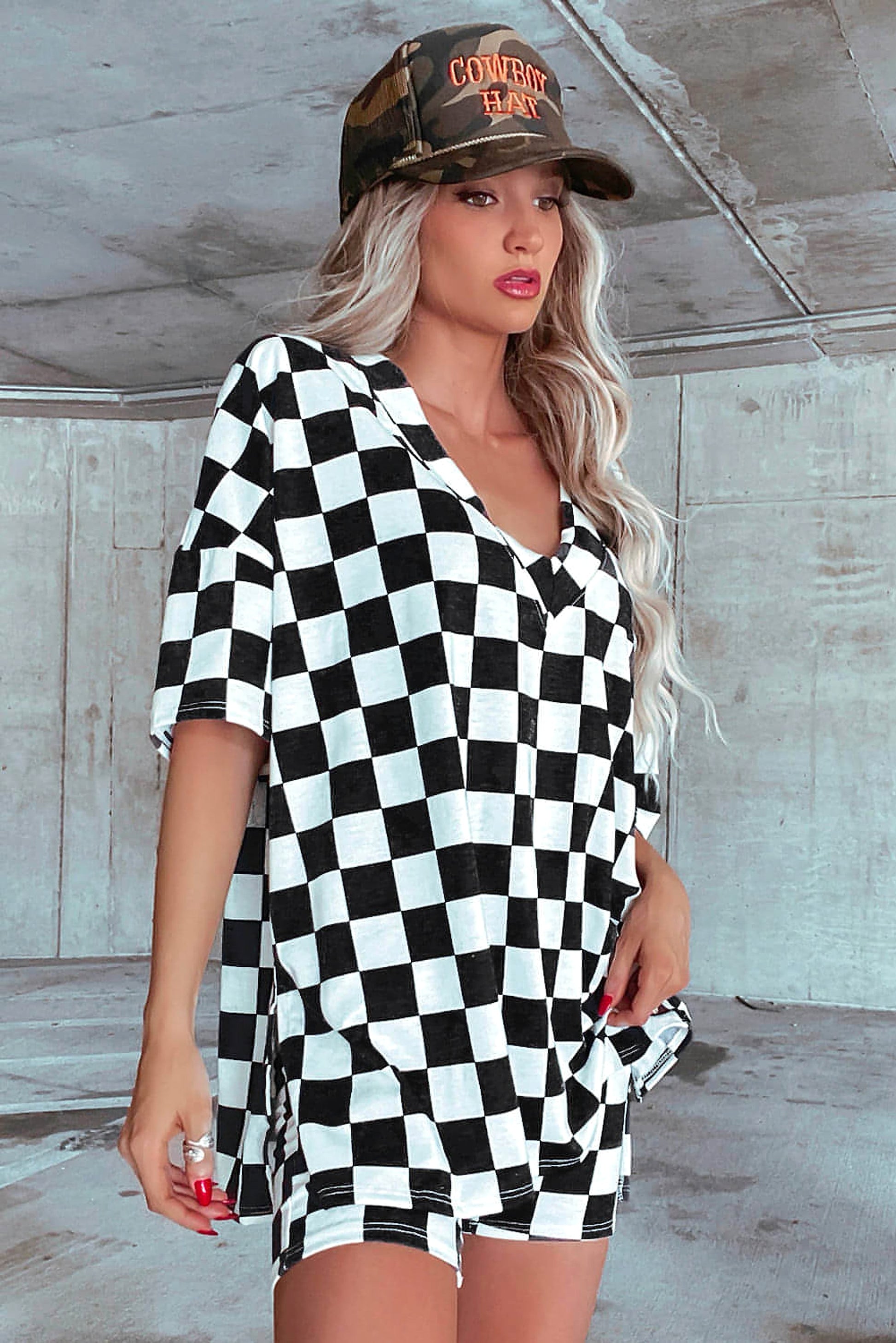 Black Checkerboard Print V Neck Loose Tee and Shorts Lounge Set - enhanced image 5