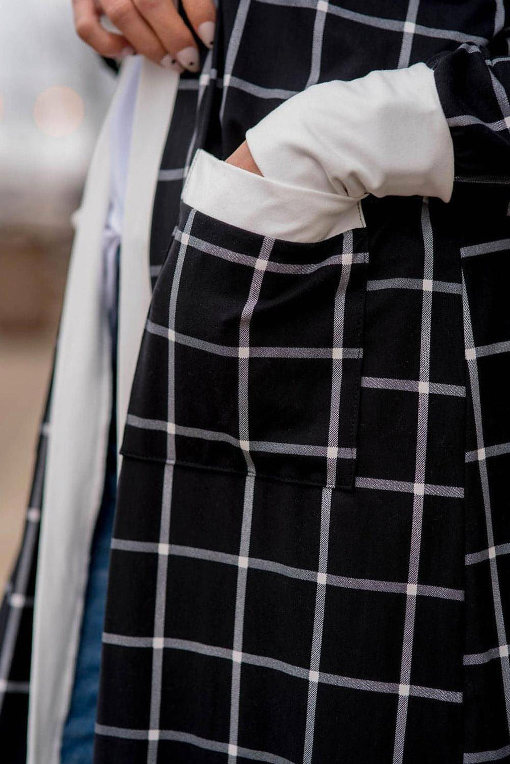 Black Plaid Colorblock Edge Open Cardigan with Pocket - enhanced image 5