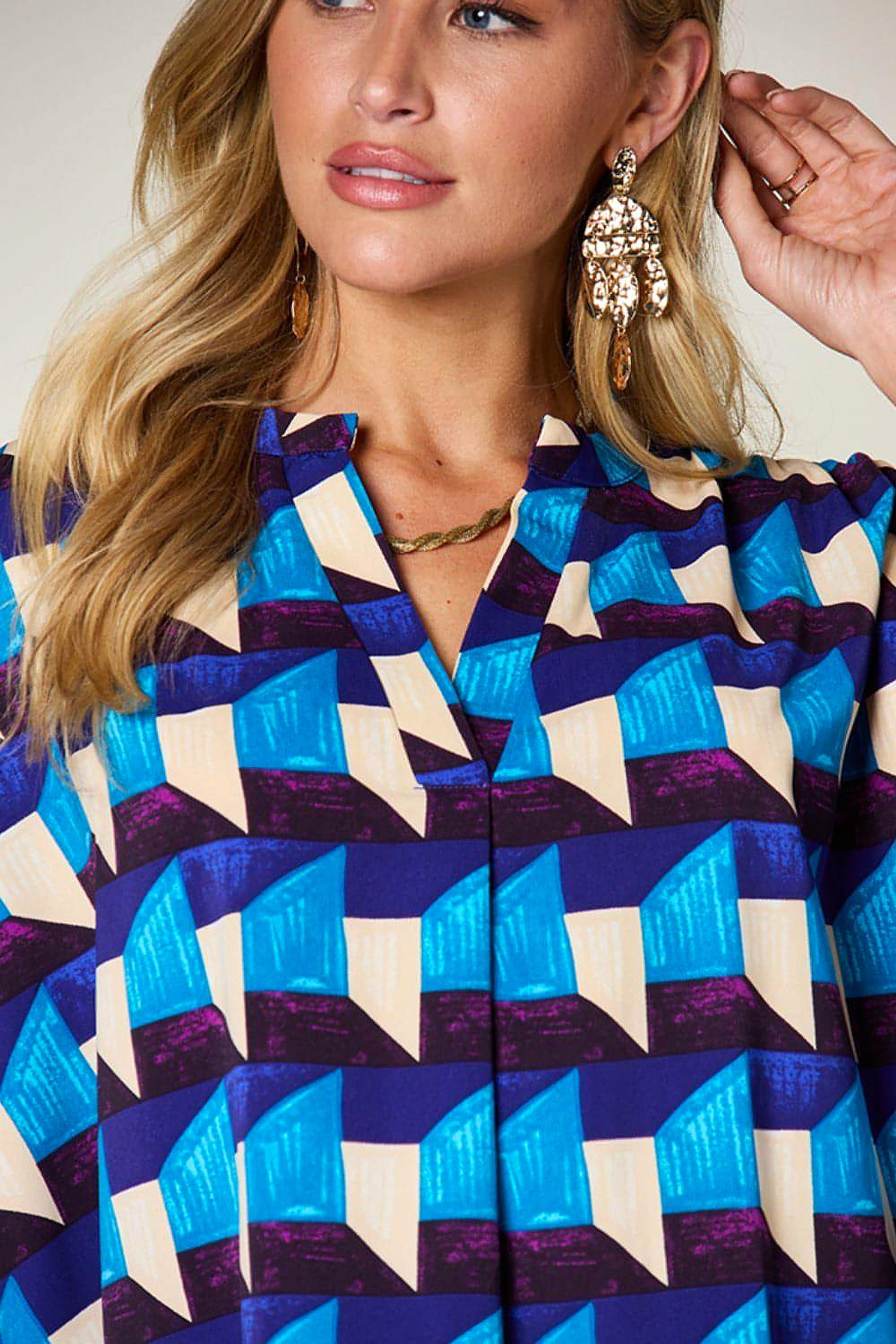 Double Take Full Size Geometric Notched Half Sleeve Blouse - enhanced image 5