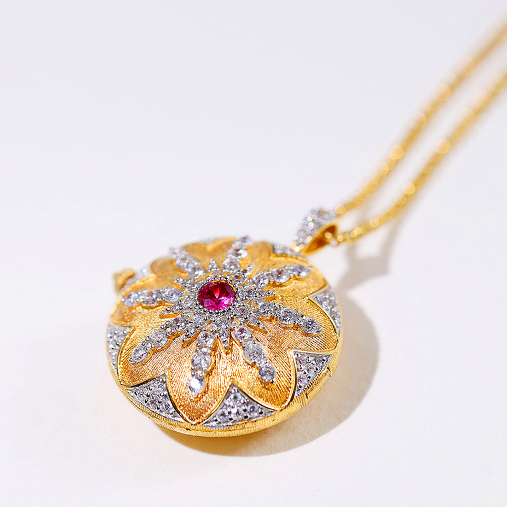 European American And Italian Craftsmanship Necklace Retro Palace Series - enhanced image 5