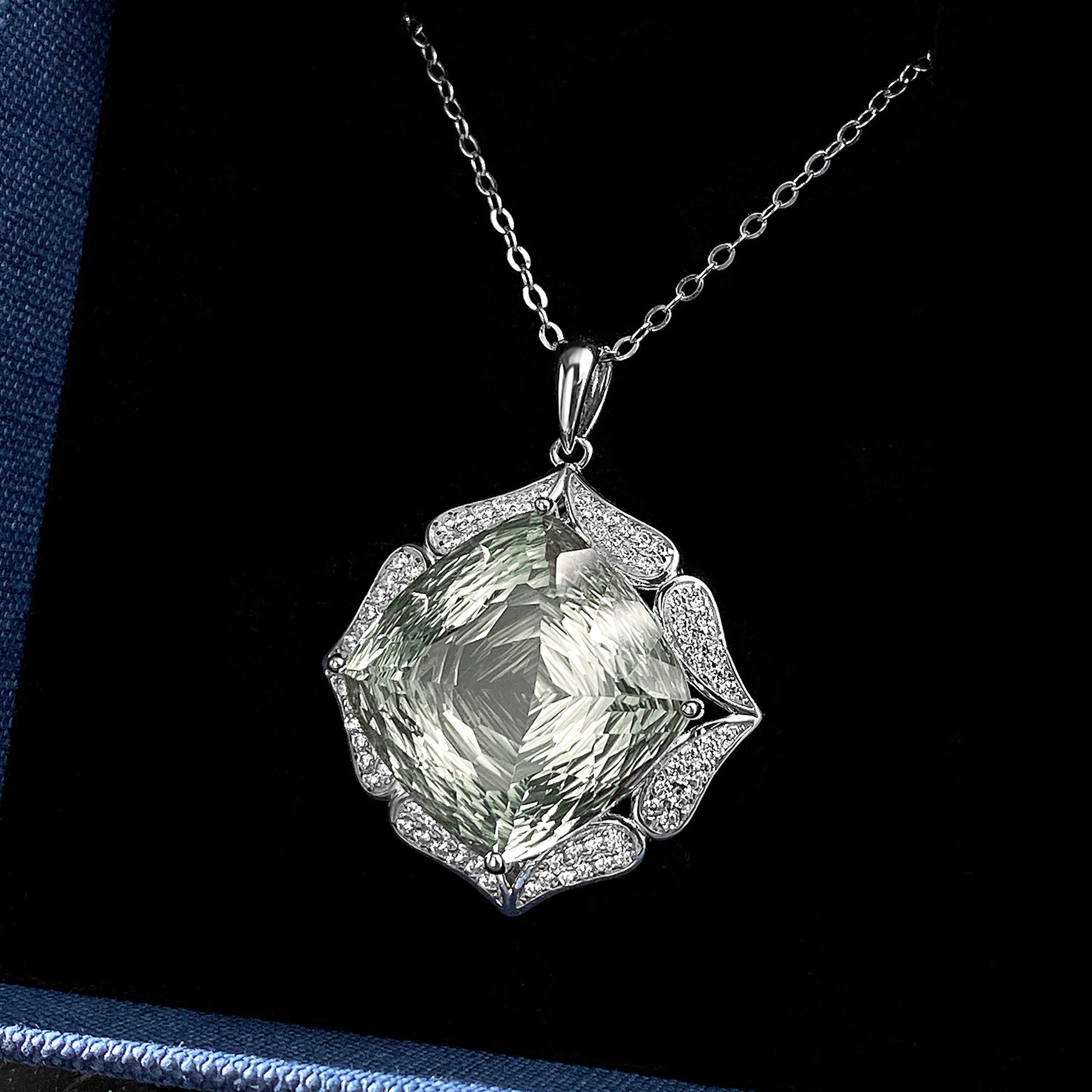 European And American Entry Lux Sweater S925 Silver Inlay Large Natural Green Crystal Pendant - enhanced image 5