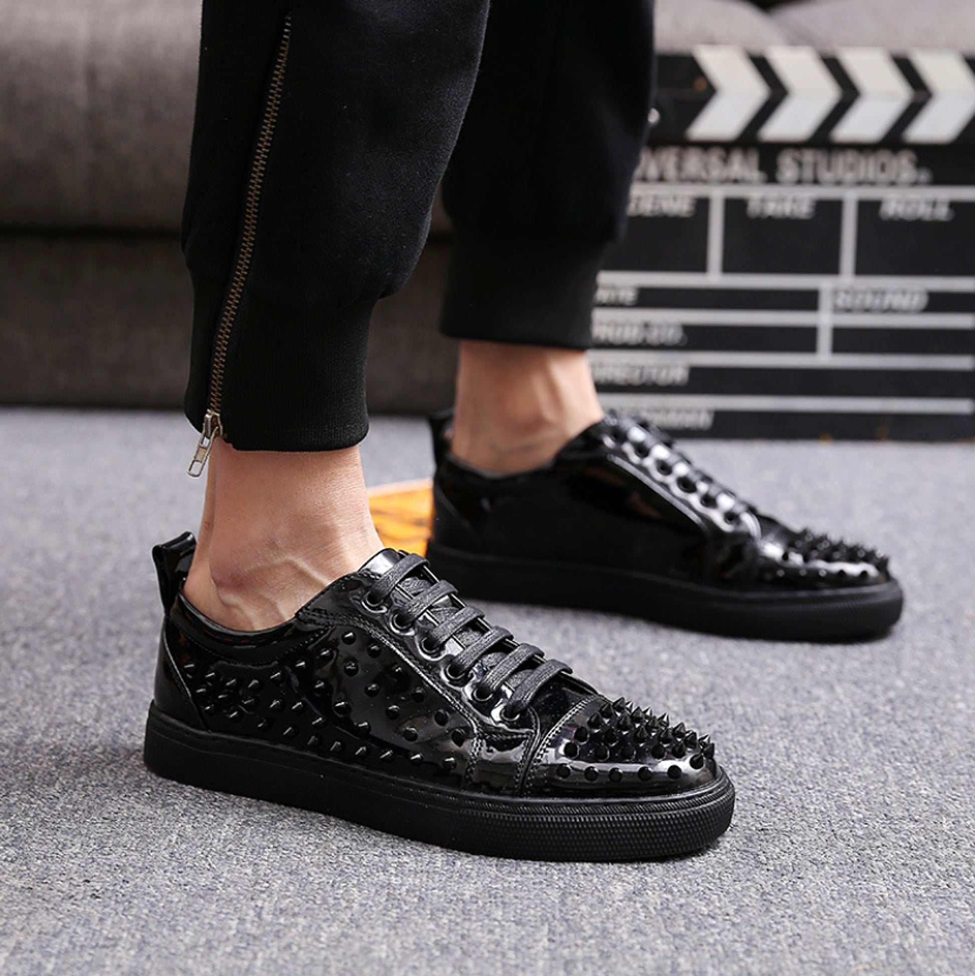 European and American fashion cowhide shoes for men - enhanced image 5