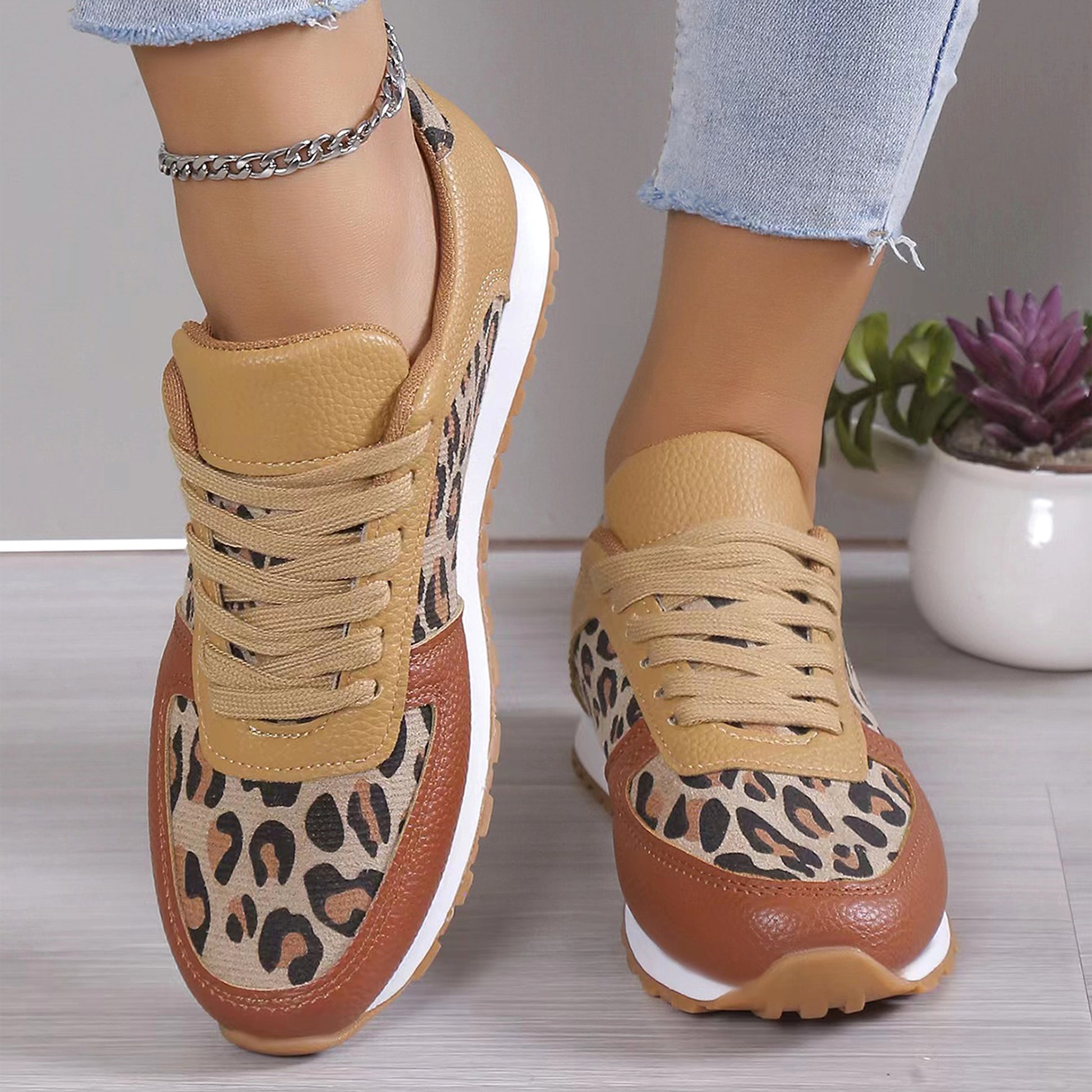 A.1 Leopard Print Sports Shoes For Women Sneakers - enhanced image 5