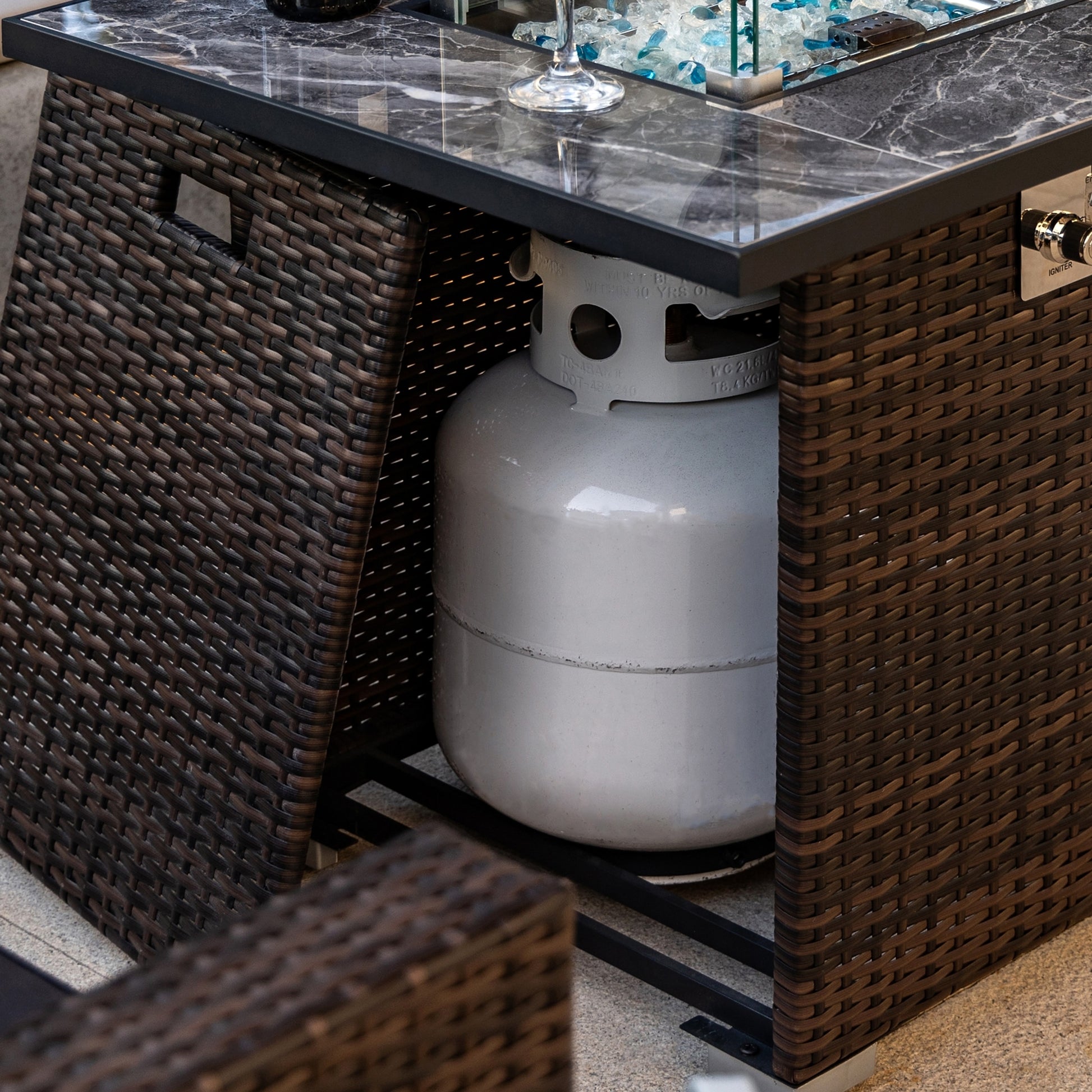 LuneluX_Home – Outdoor Propane Fire Table (44", Espresso) - enhanced image 5